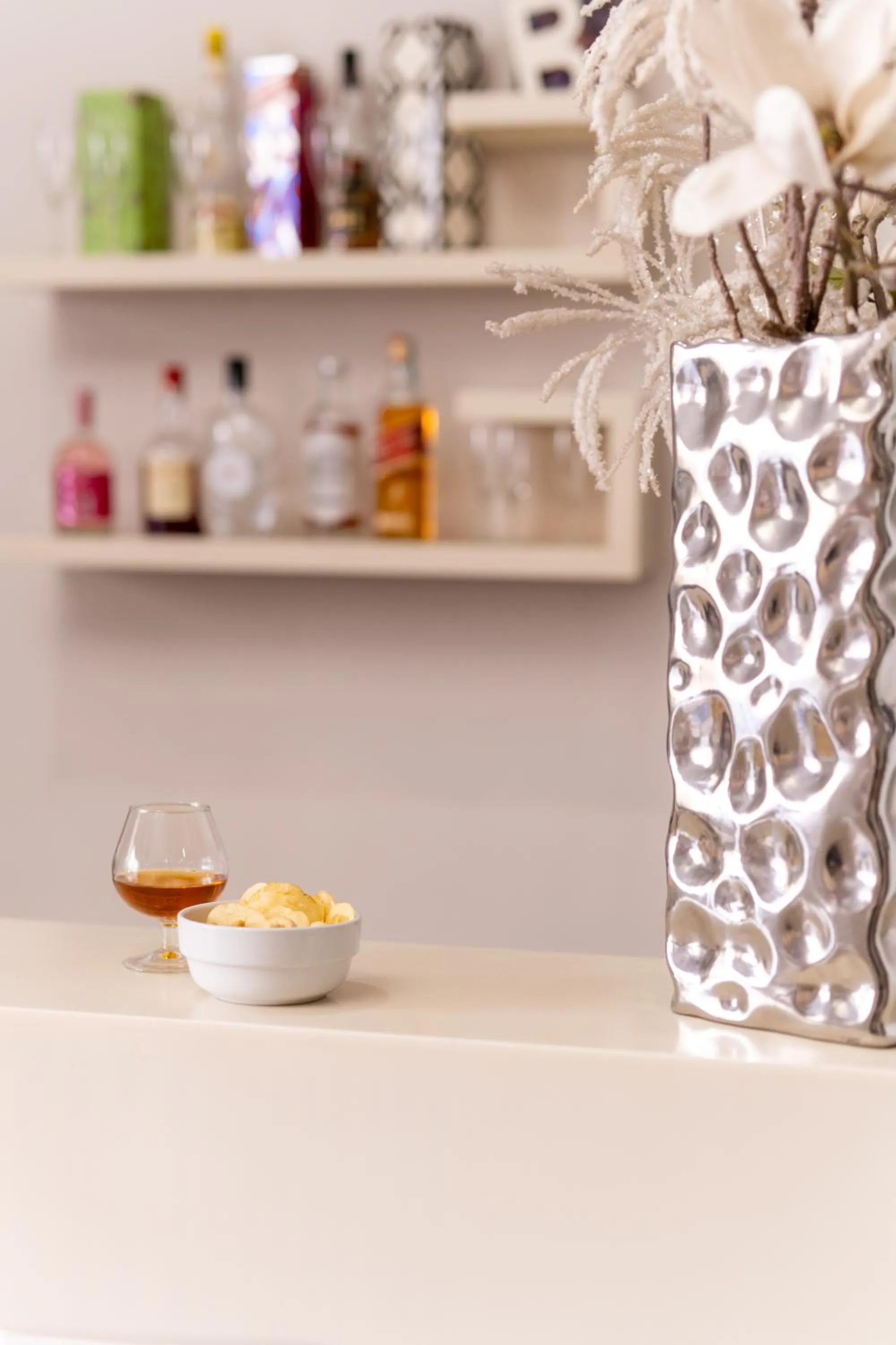 Restaurant/places to eat in Hotel Bruman