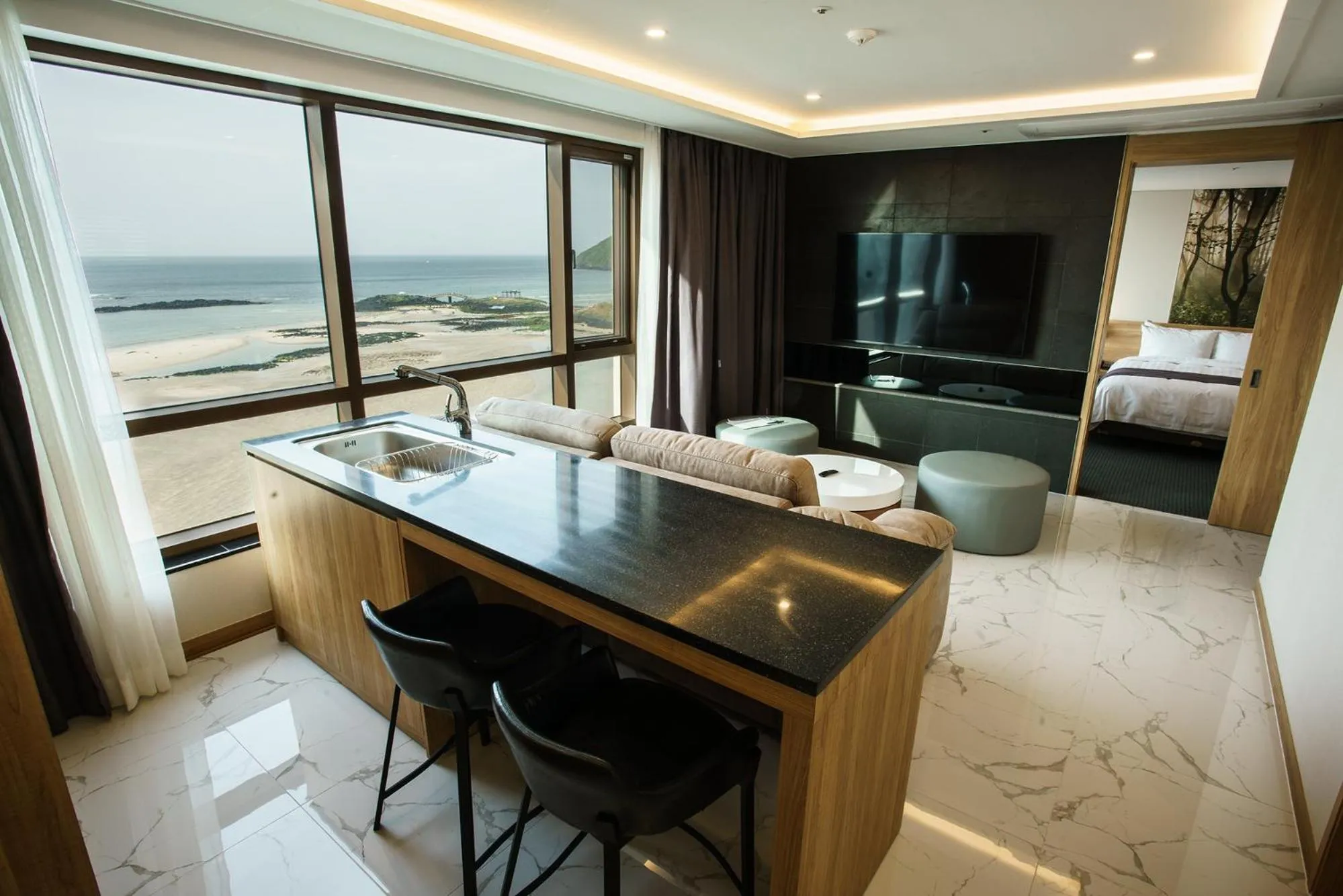 Living room in Utop Ubless Hotel Jeju