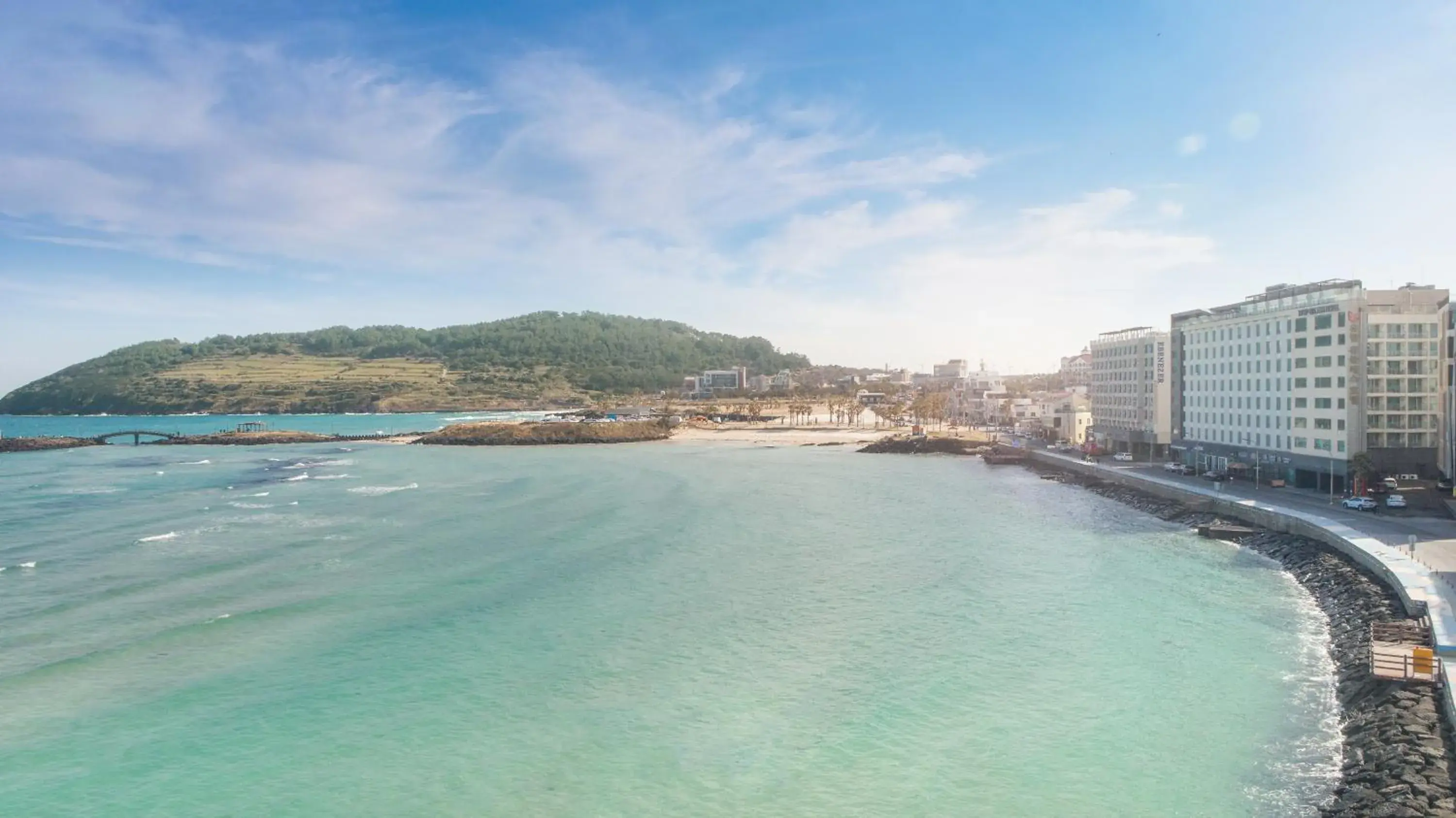 Property building in Utop Ubless Hotel Jeju Property building in Utop Ubless Hotel Jeju