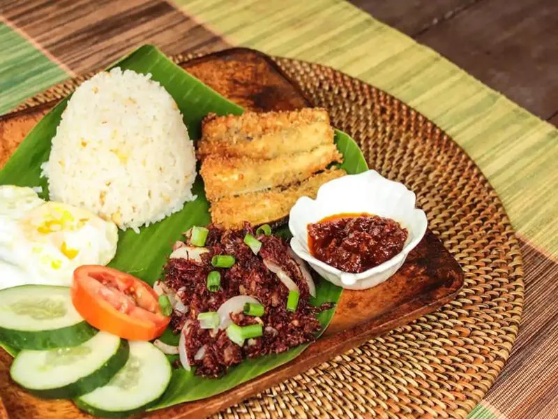 Restaurant/places to eat in Siargao Island Villas