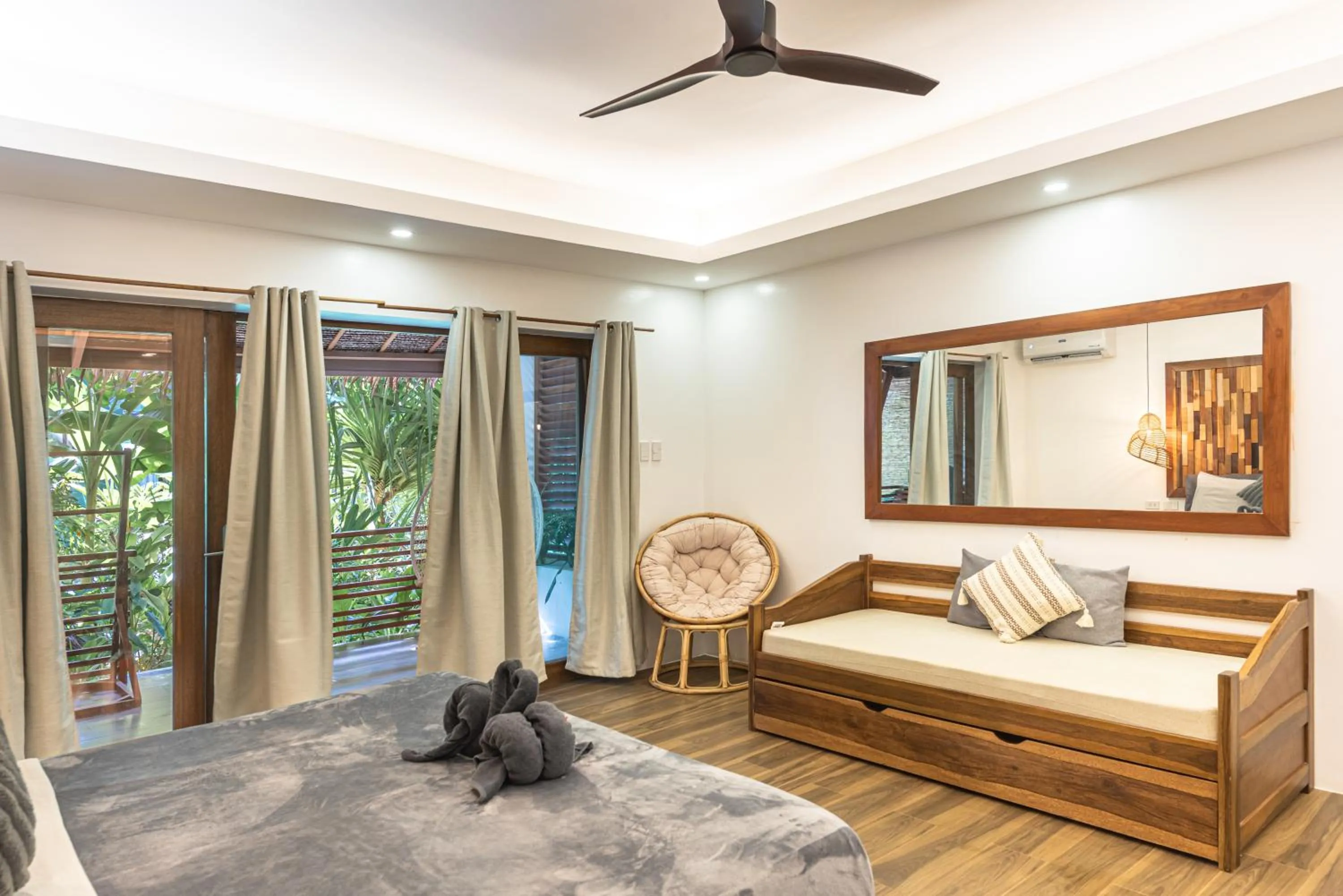 Bed in Siargao Island Villas