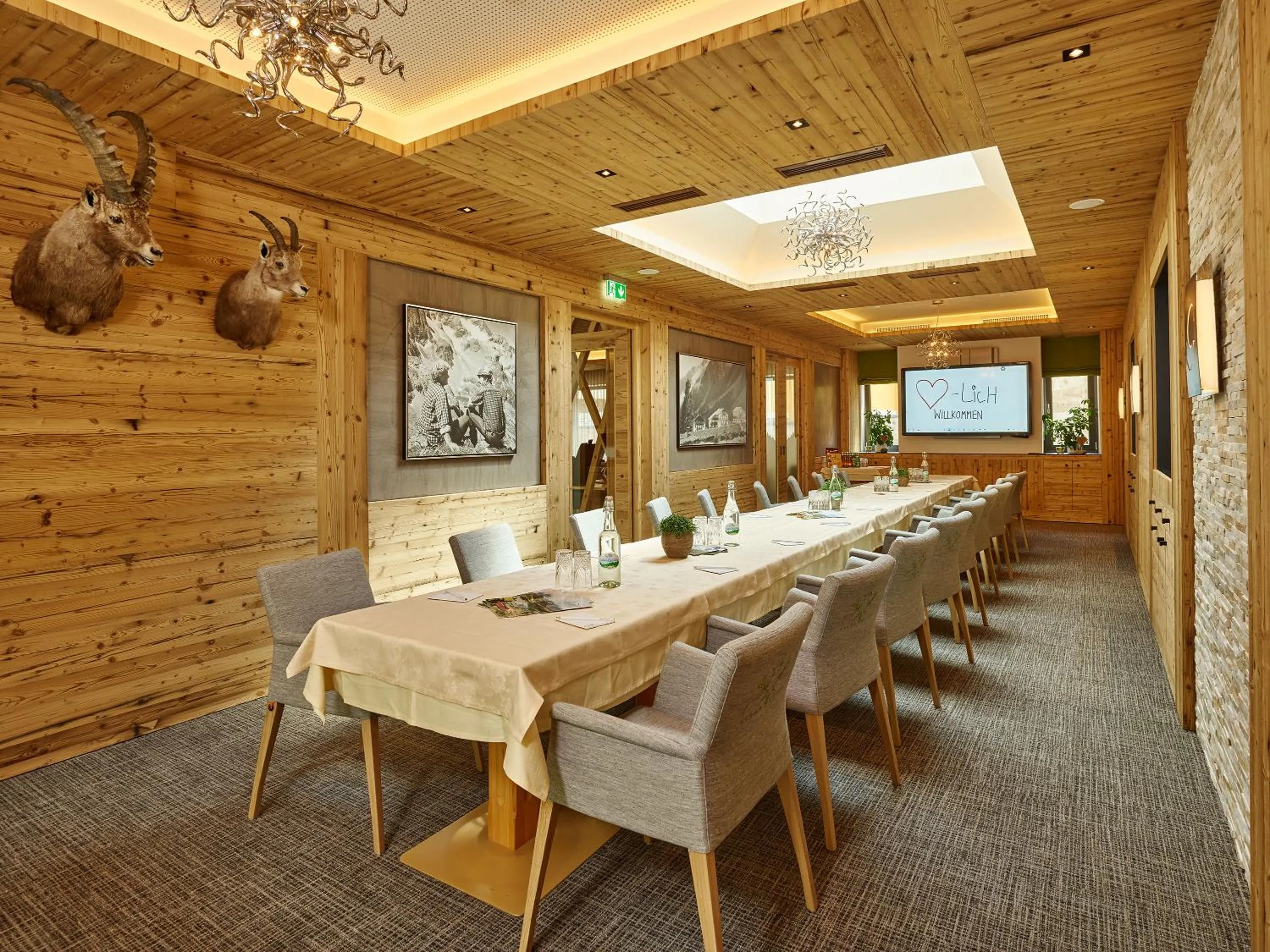 Meeting/conference room in Hotel Gundolf