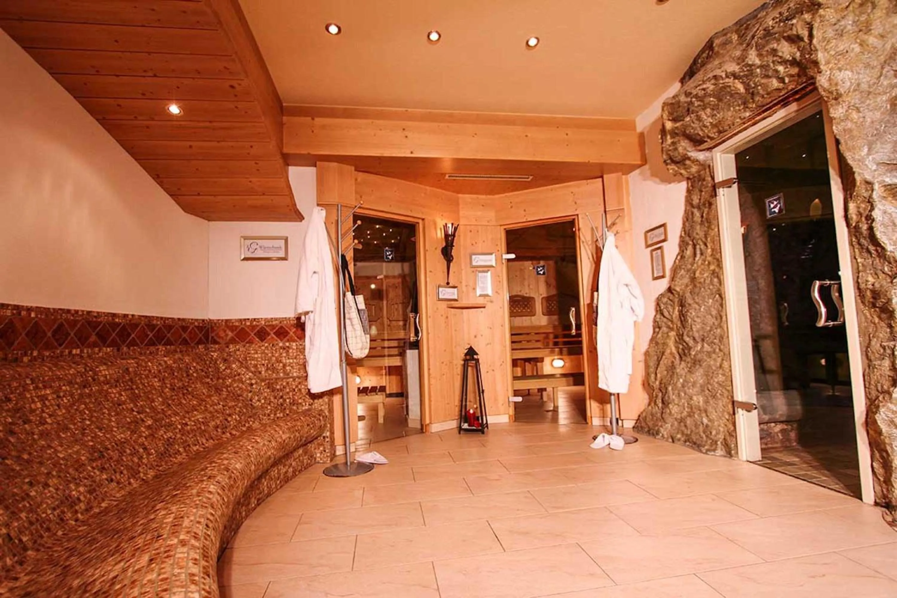 Spa and wellness centre/facilities in Hotel Gundolf