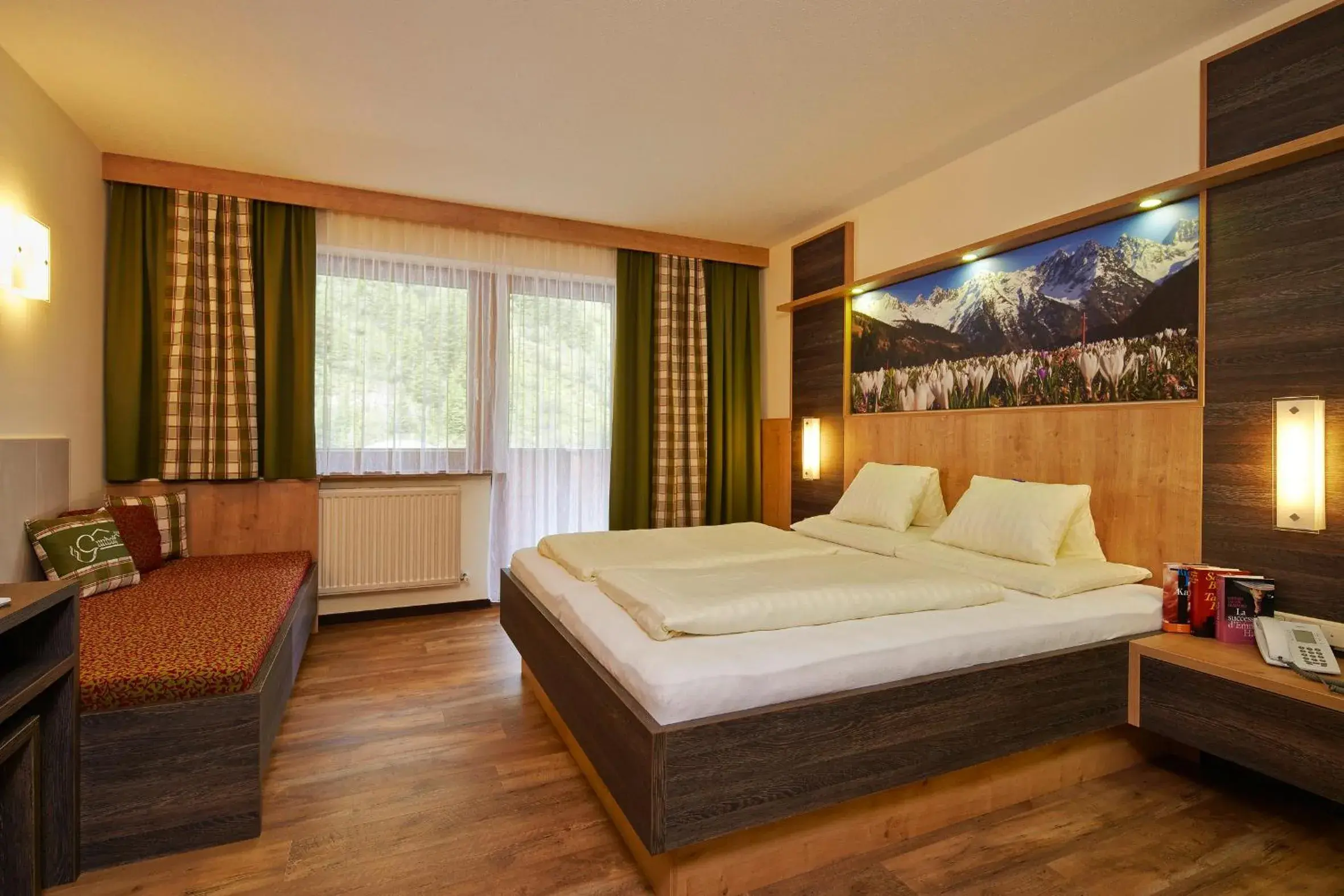 Superior Double Room Tirol in Hotel Gundolf Superior Double Room Tirol in Hotel Gundolf