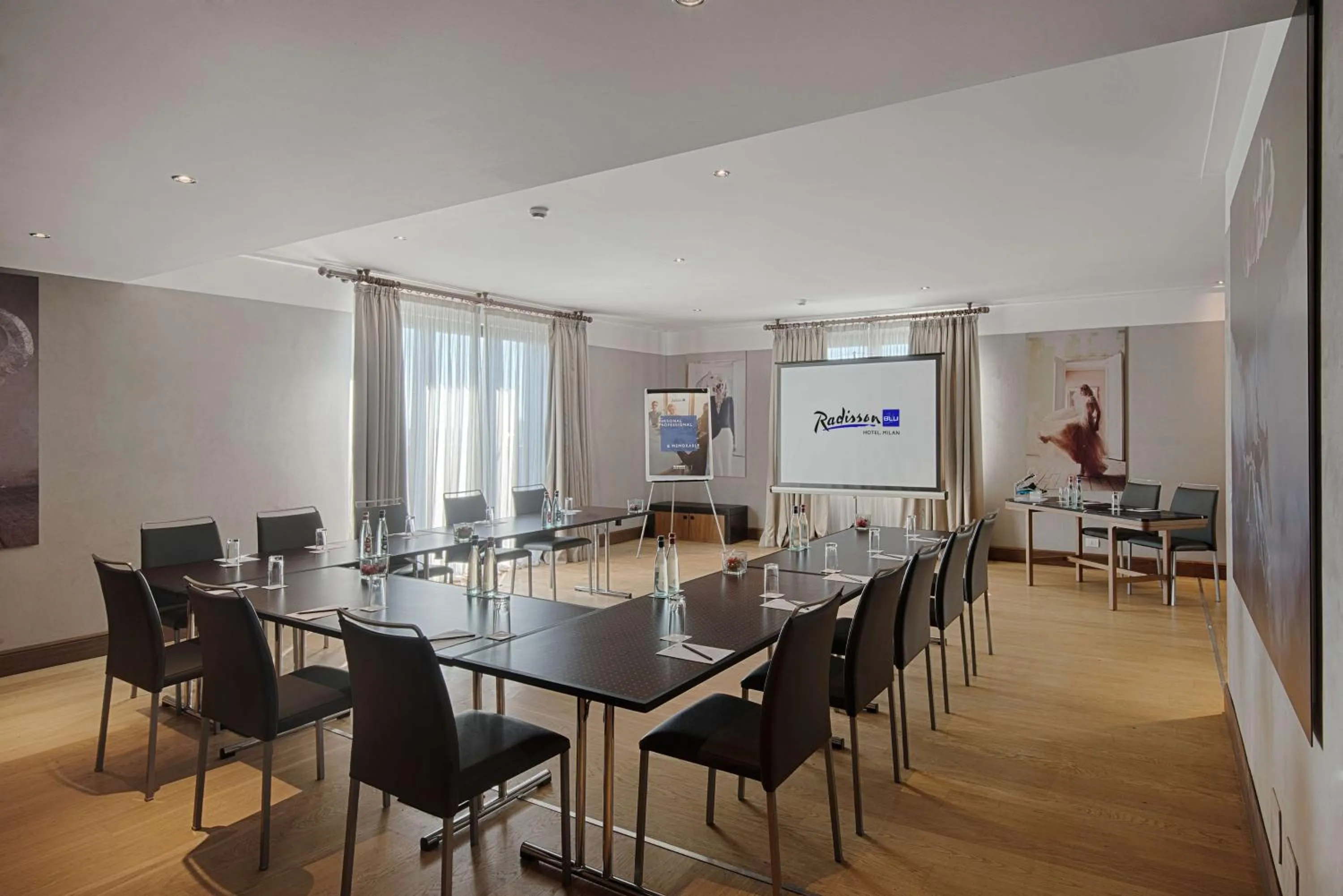 Meeting/conference room in Radisson Blu Hotel Milan