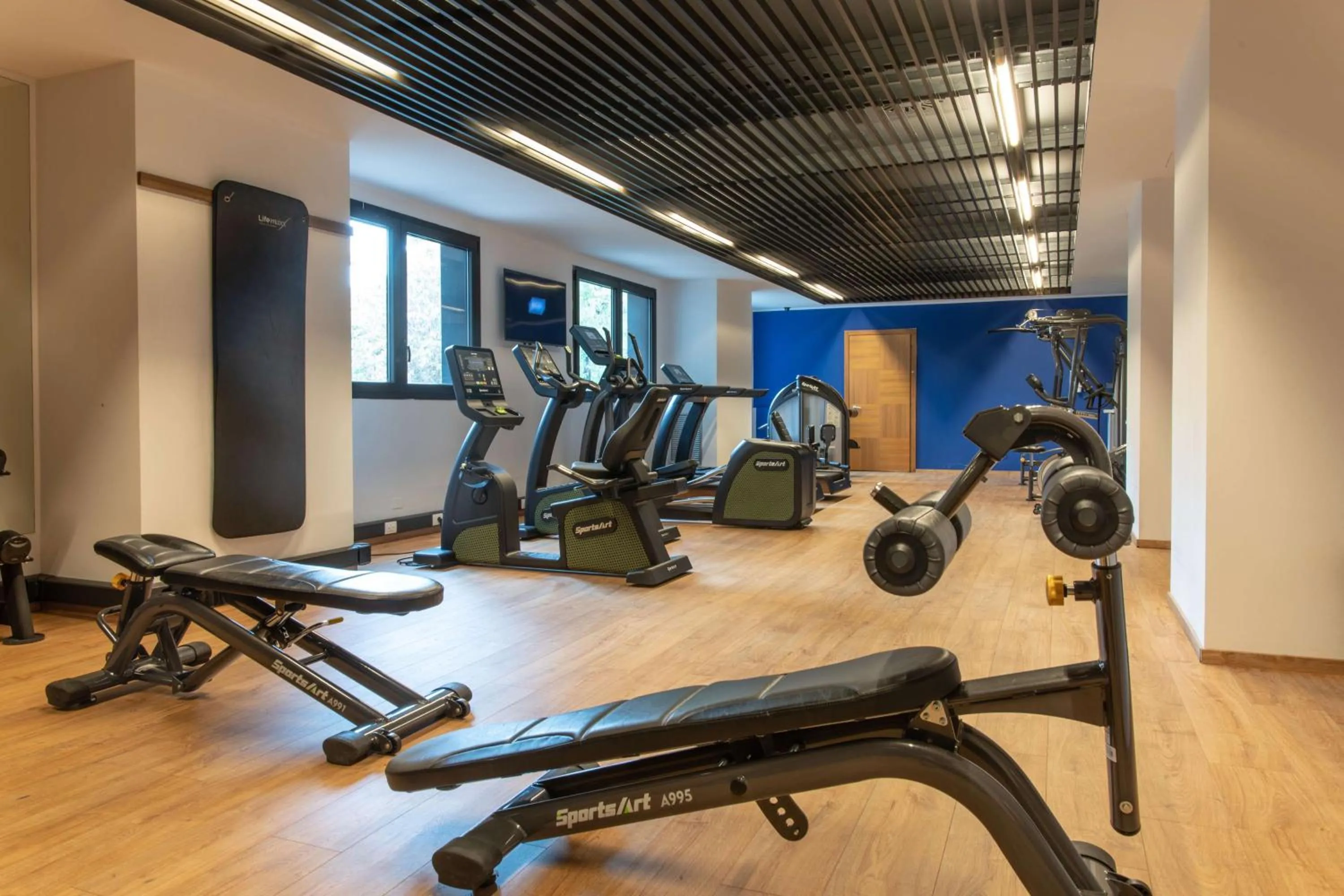 Fitness centre/facilities in Radisson Blu Hotel Milan