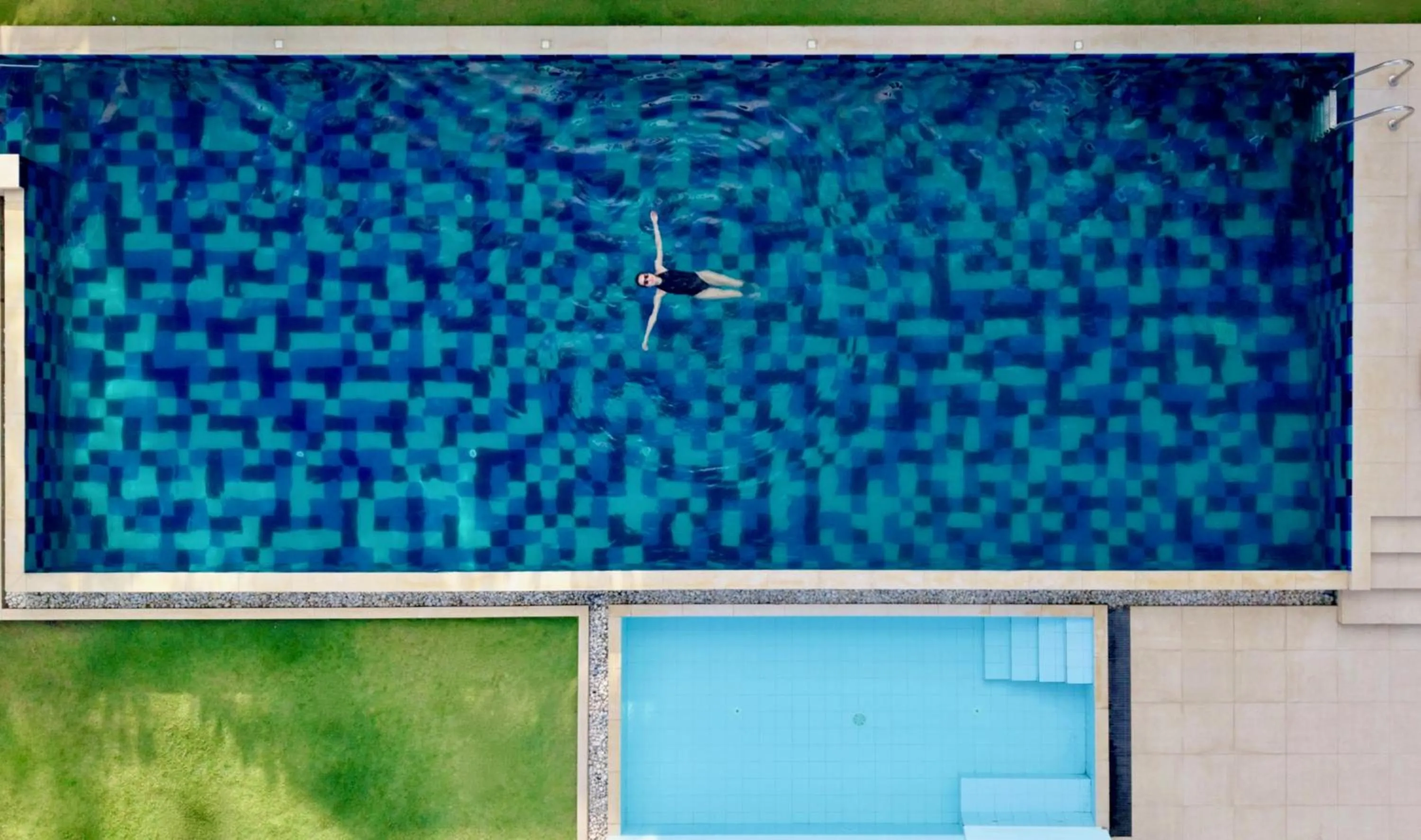Swimming pool in Lankavatara Ocean Retreat & Spa