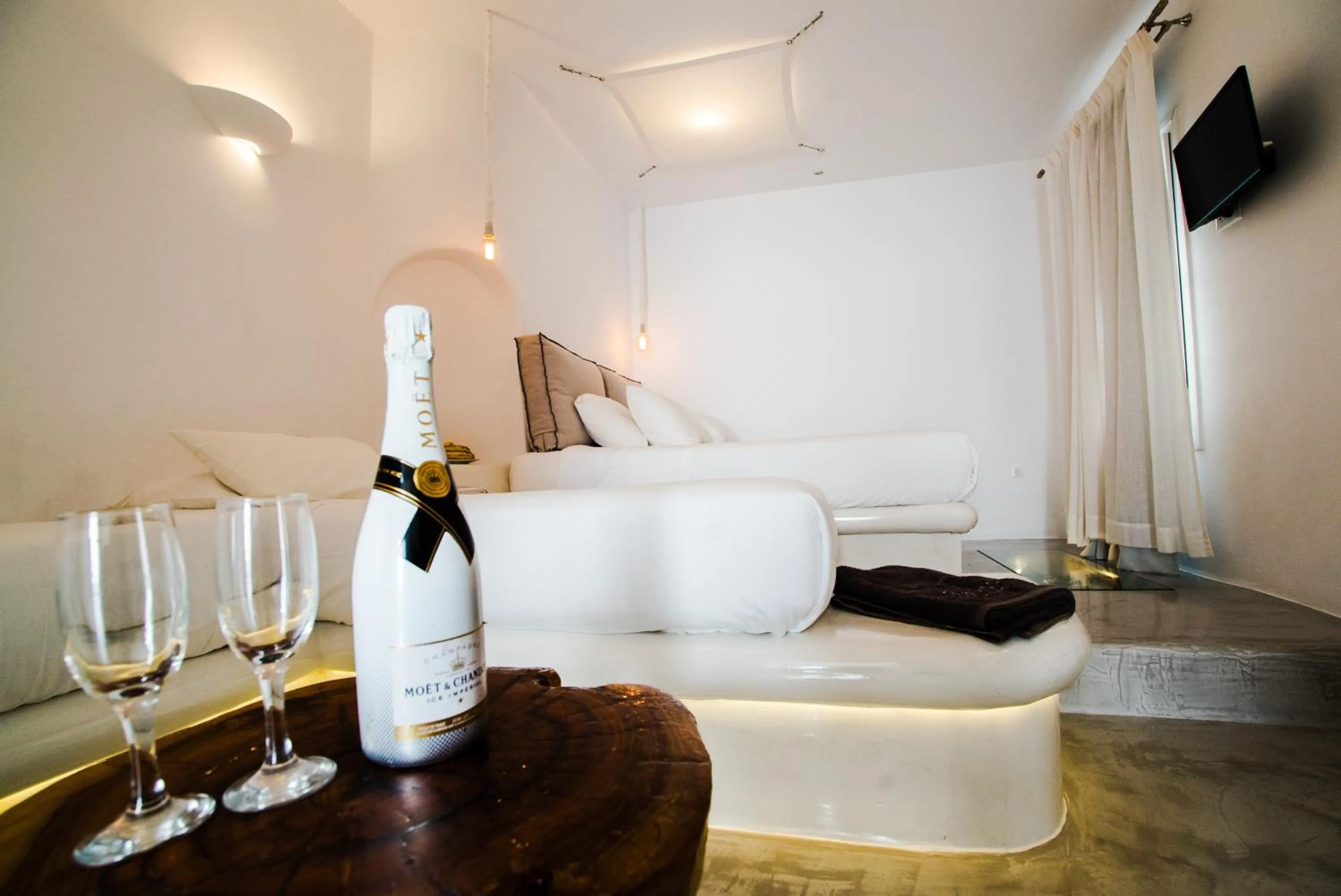 Superior Studio (5 Adults)  in Flaskos Suites and more