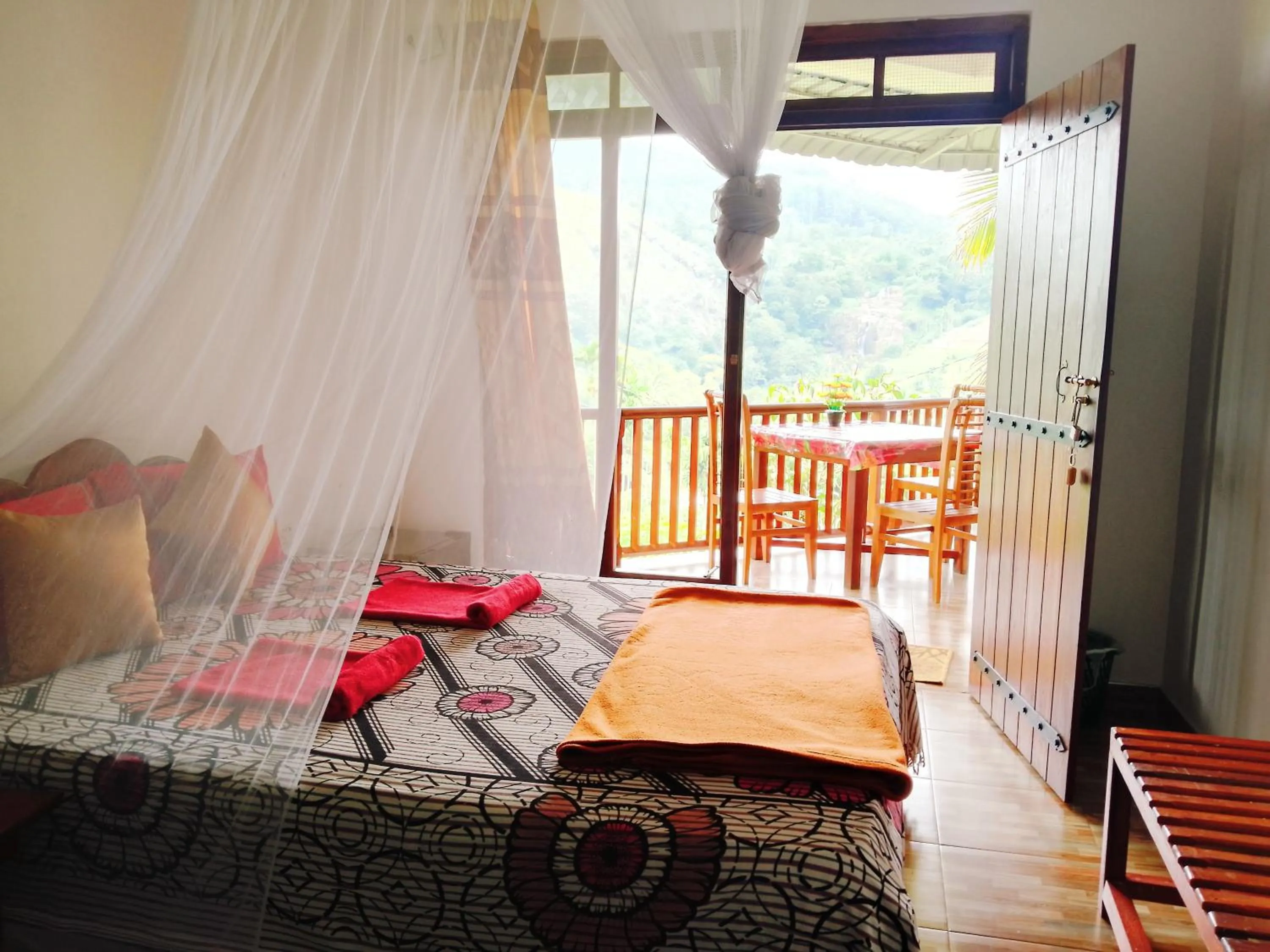 Bed in Saddle Cottage