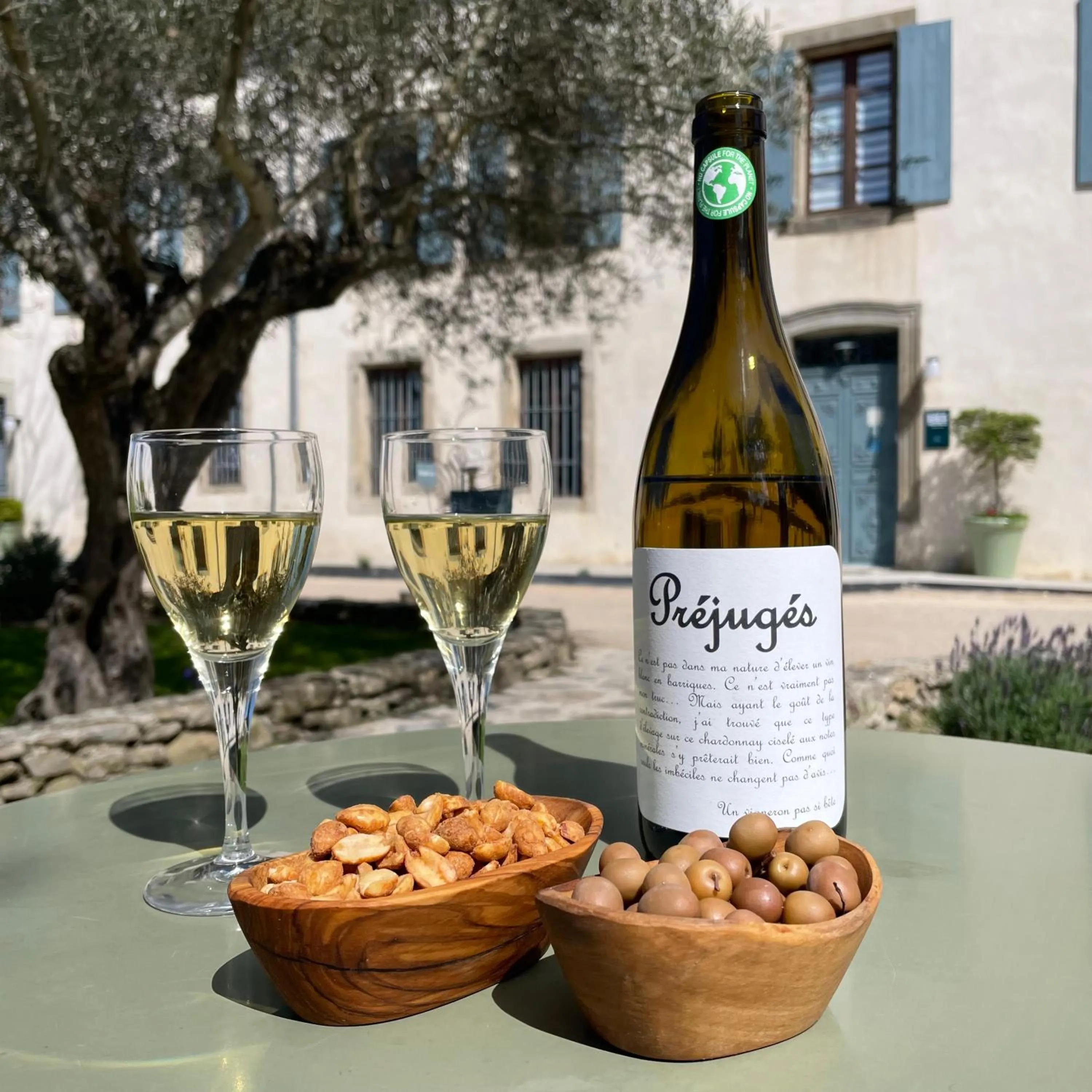 Lounge or bar in Logis Hôtel Château De Palaja