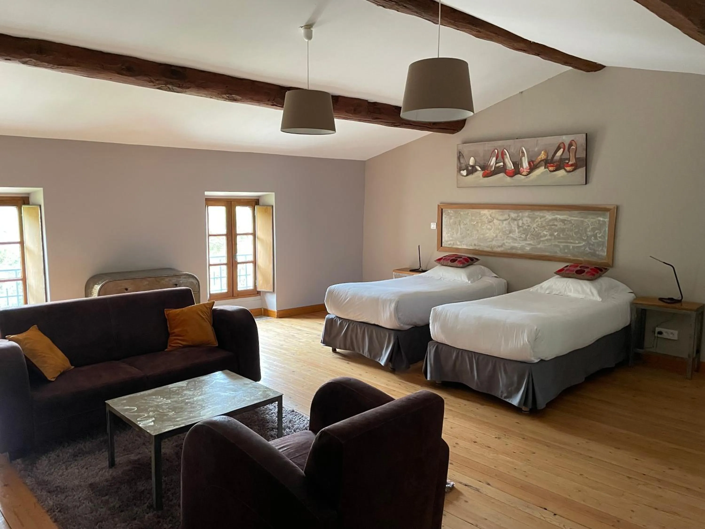 Bed in Logis Hôtel Château De Palaja