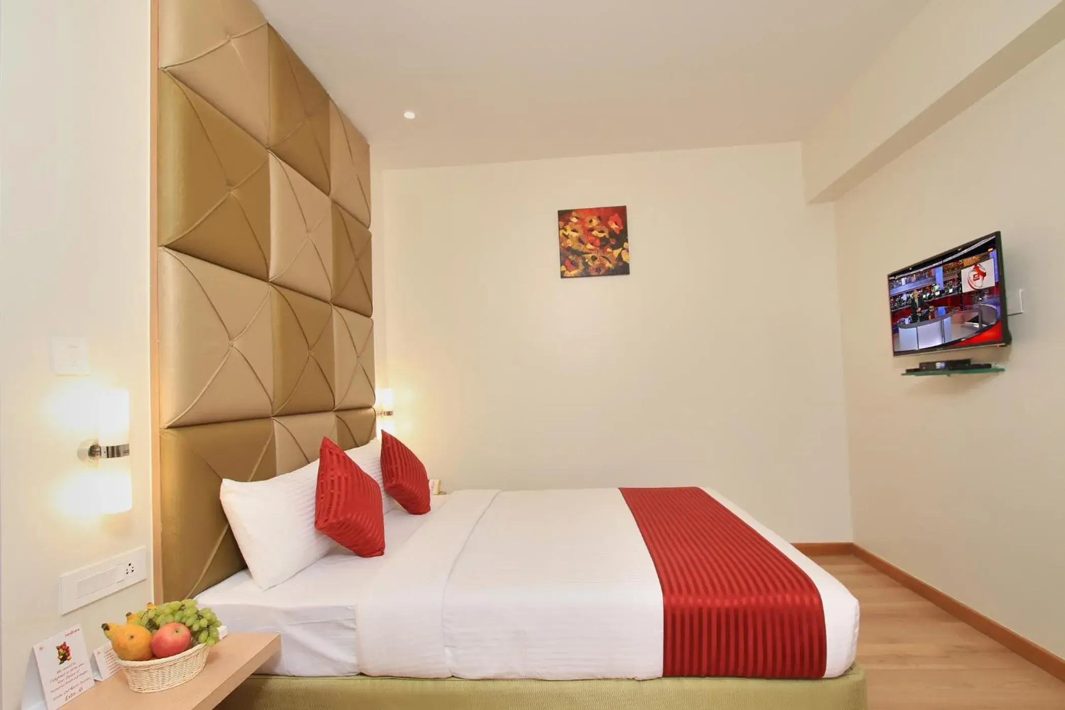 Deluxe Double or Twin Room - single occupancy in La Sara Regent Deluxe Double or Twin Room - single occupancy in La Sara Regent