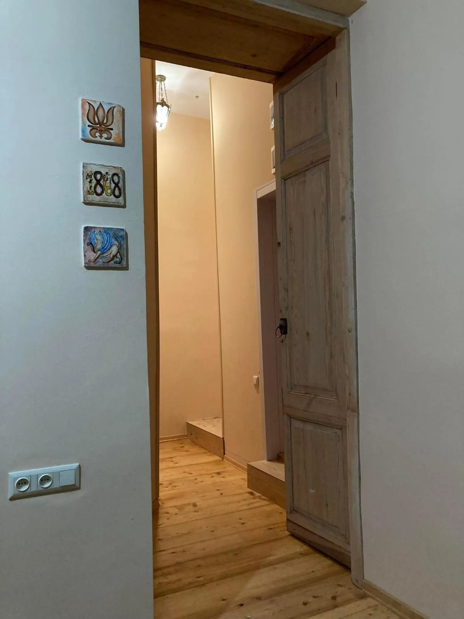 Facade/entrance in Historic Apartments "1868 Tbilisi" Best Location