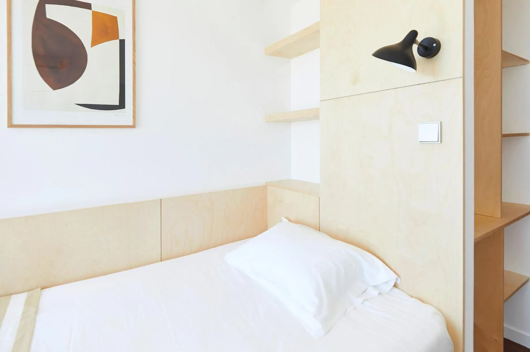 Bed in Hôtel California