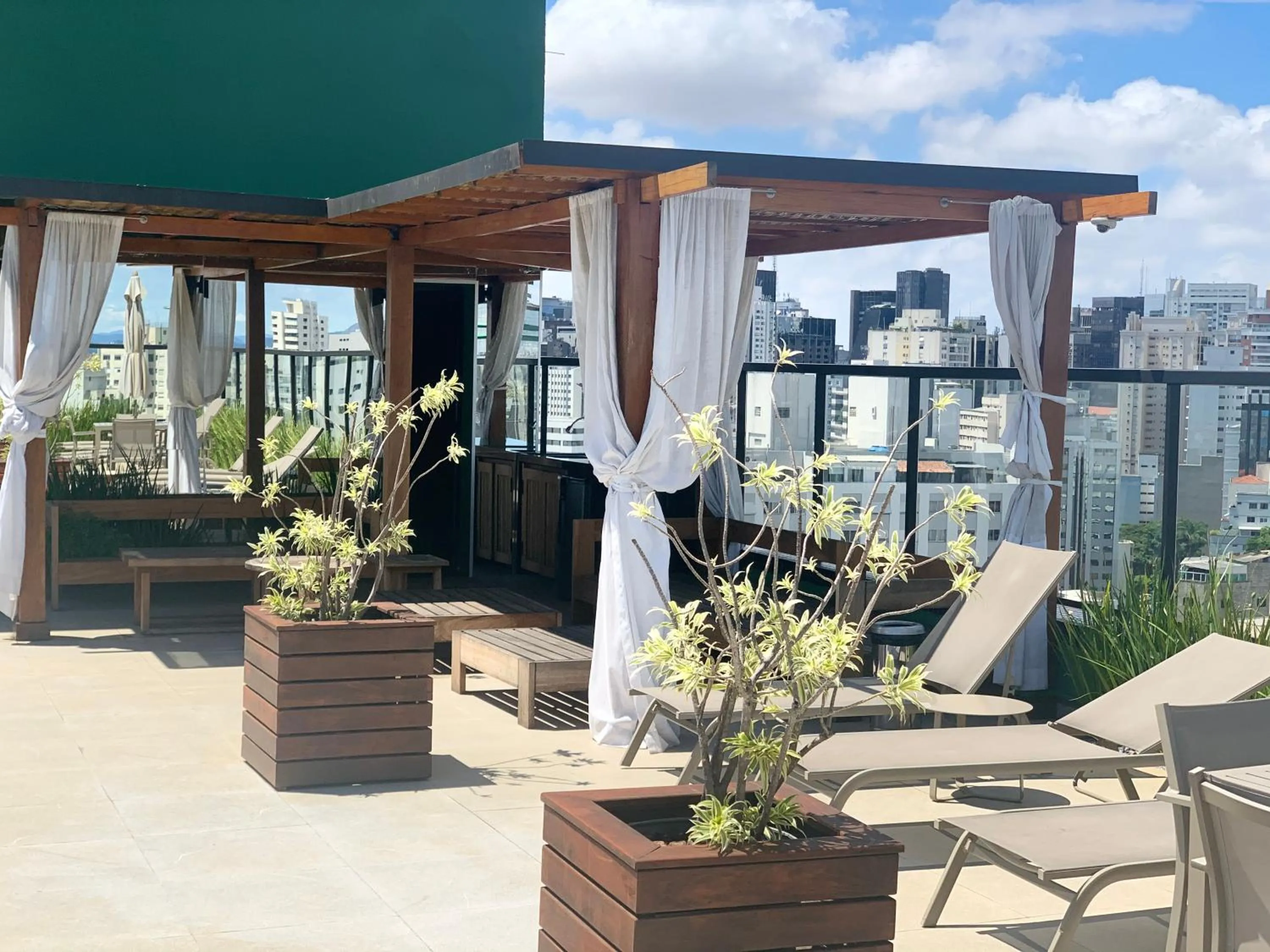 Roof Top Bela Cintra Residence