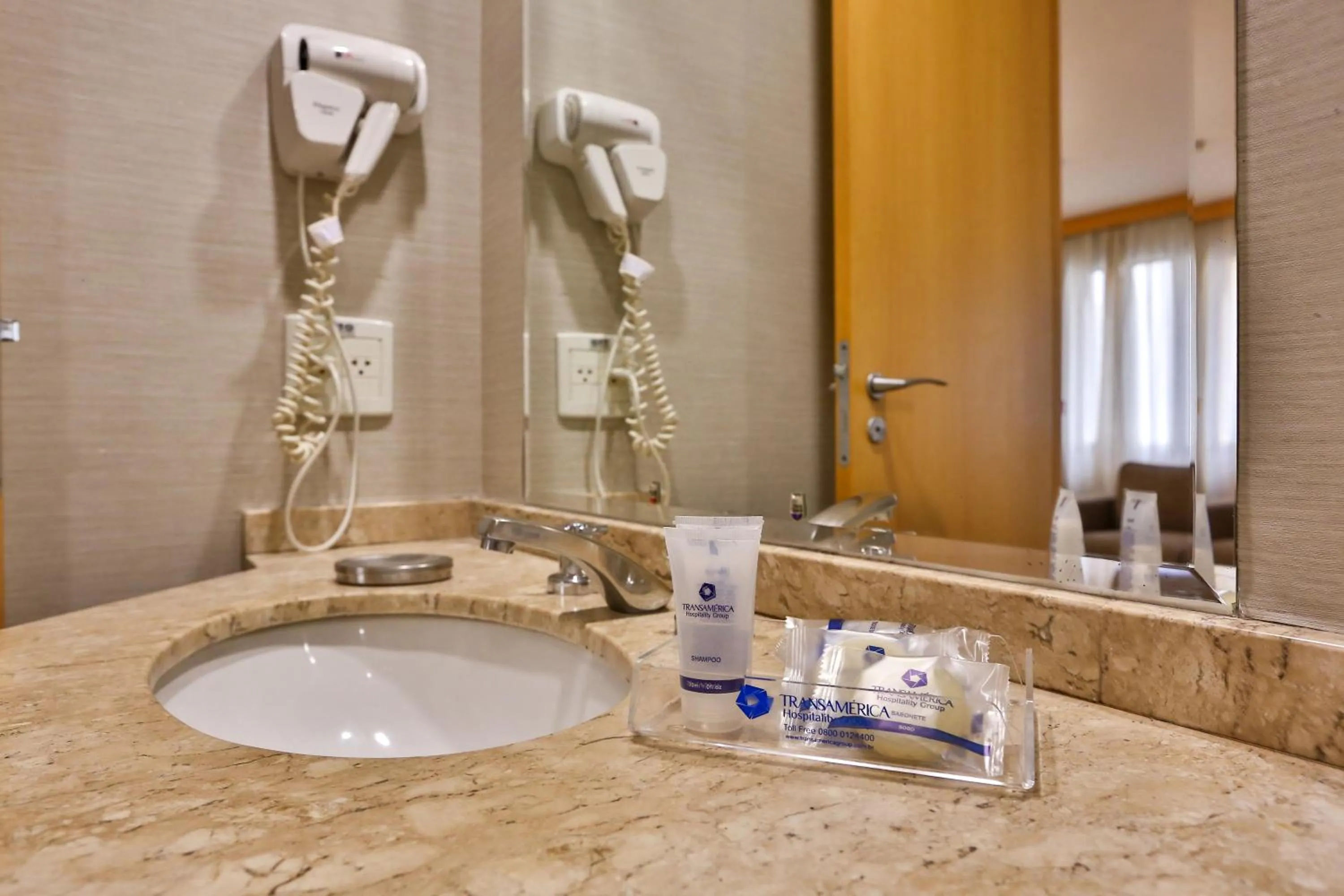 Bathroom in Transamerica Executive Jardins