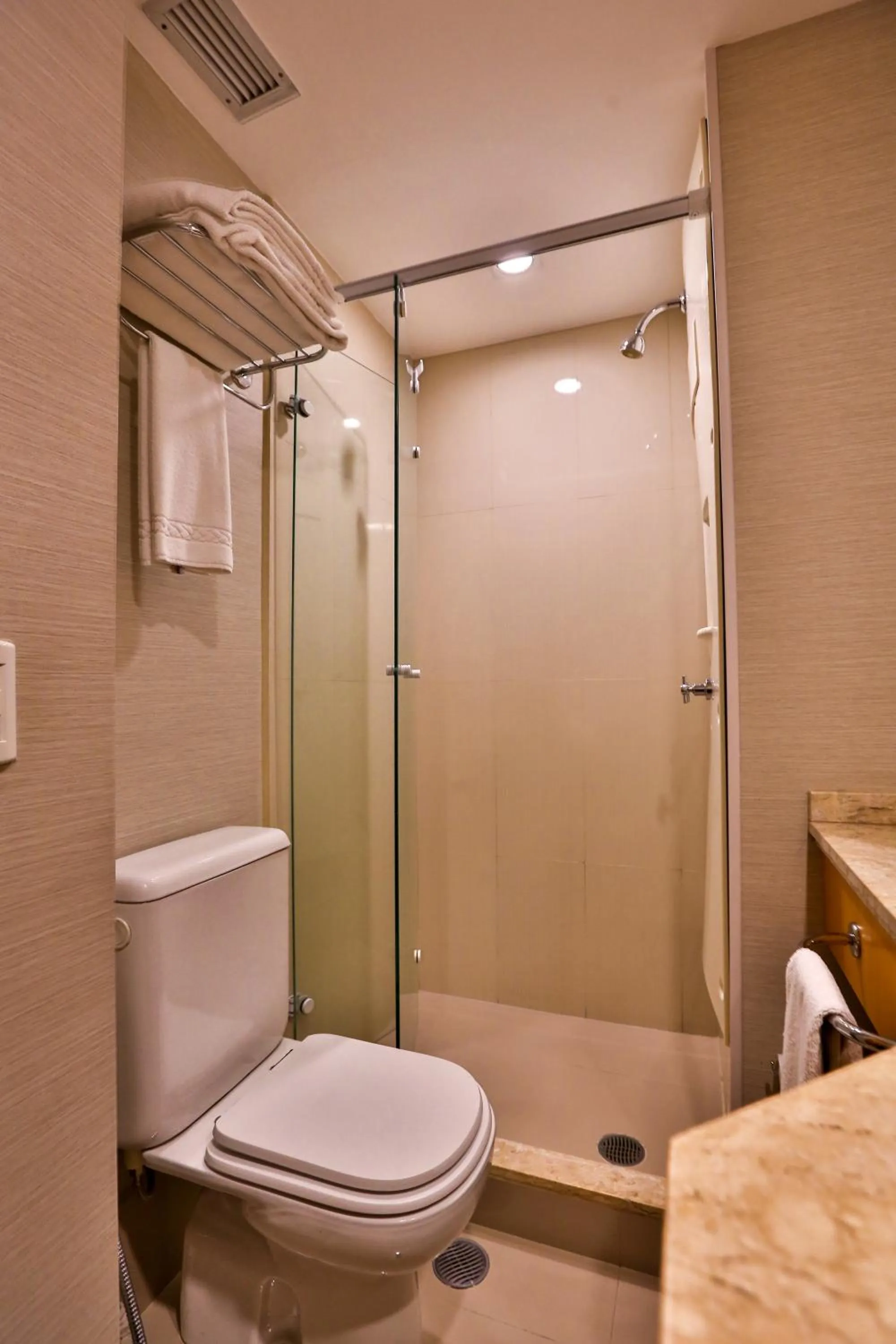 Bathroom in Transamerica Executive Jardins