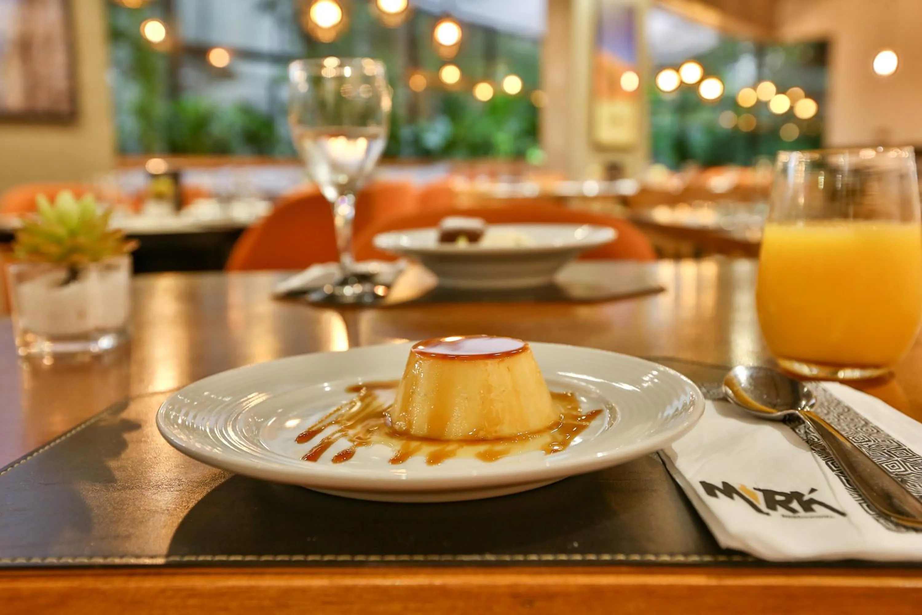 Restaurant/places to eat in Transamerica Executive Jardins