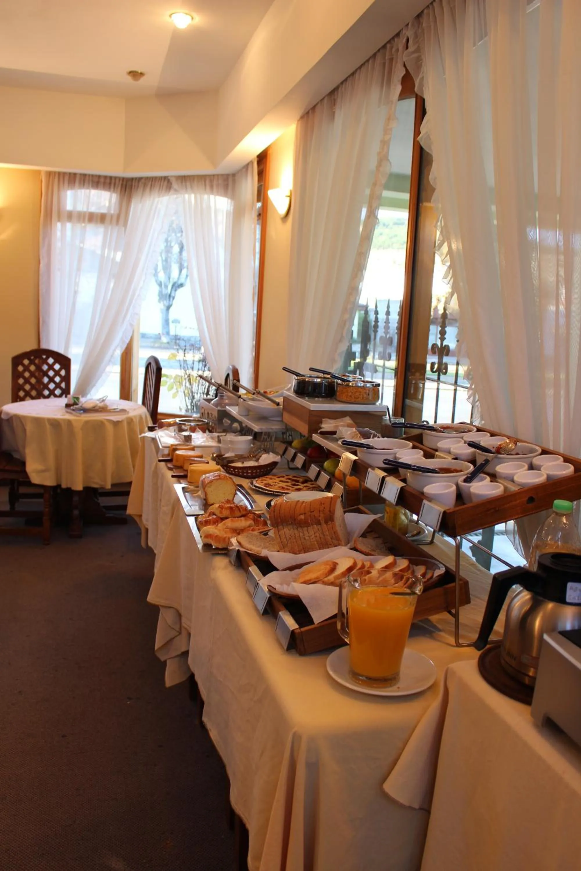 Buffet breakfast in Hosteria Angelina