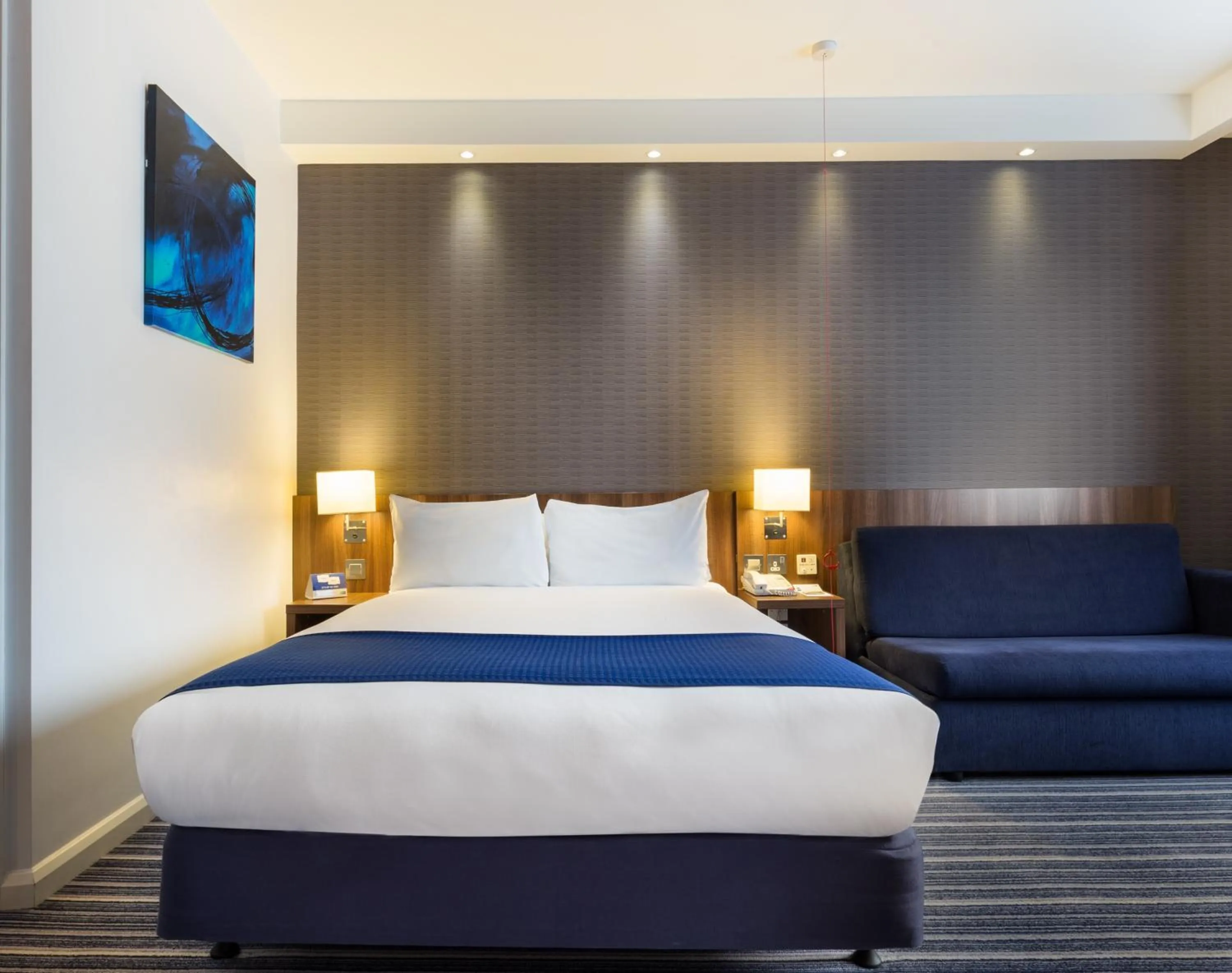 Bed in Holiday Inn Express Colchester by IHG