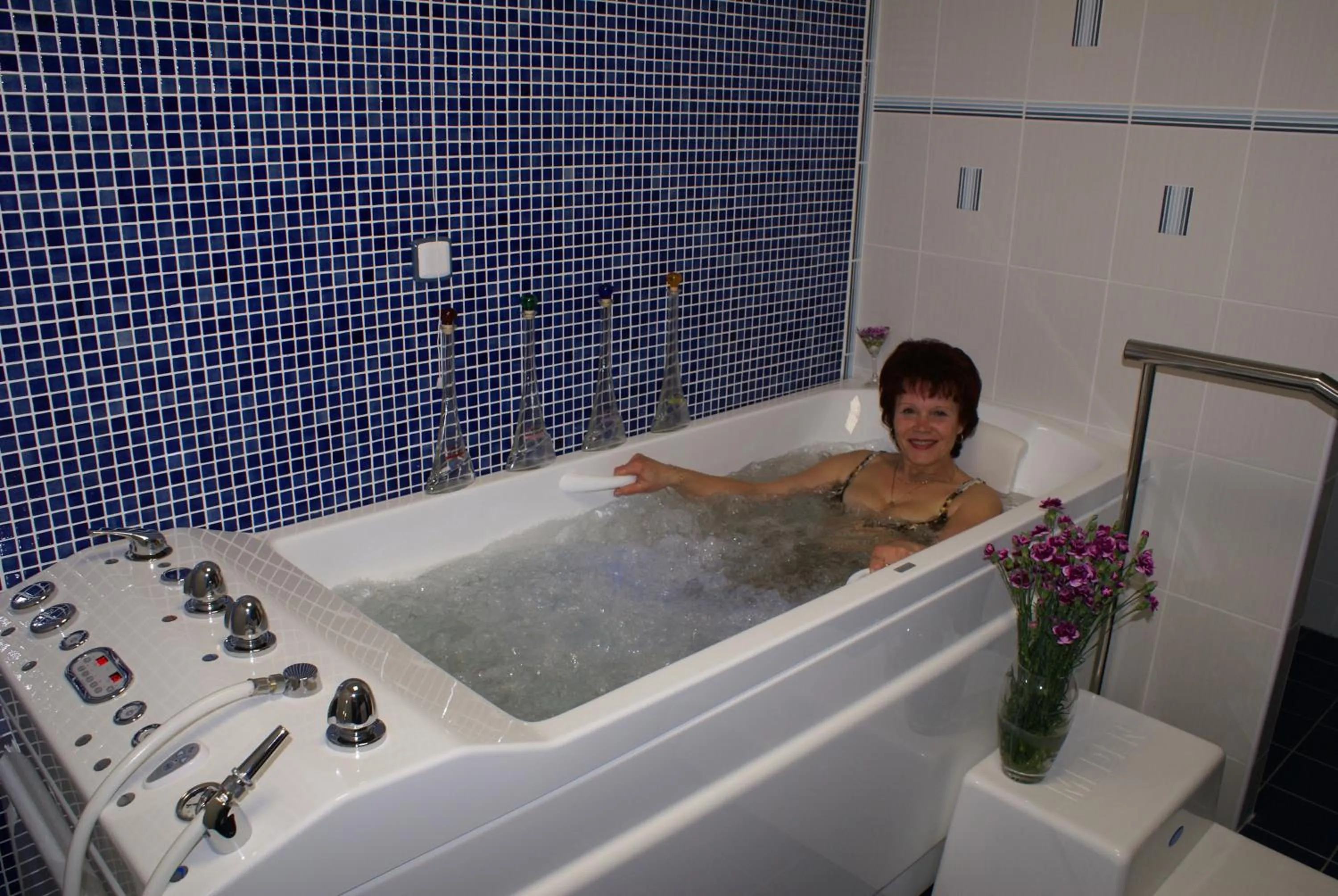 Hot Spring Bath in Spa & Wellness Hotel Harmonie