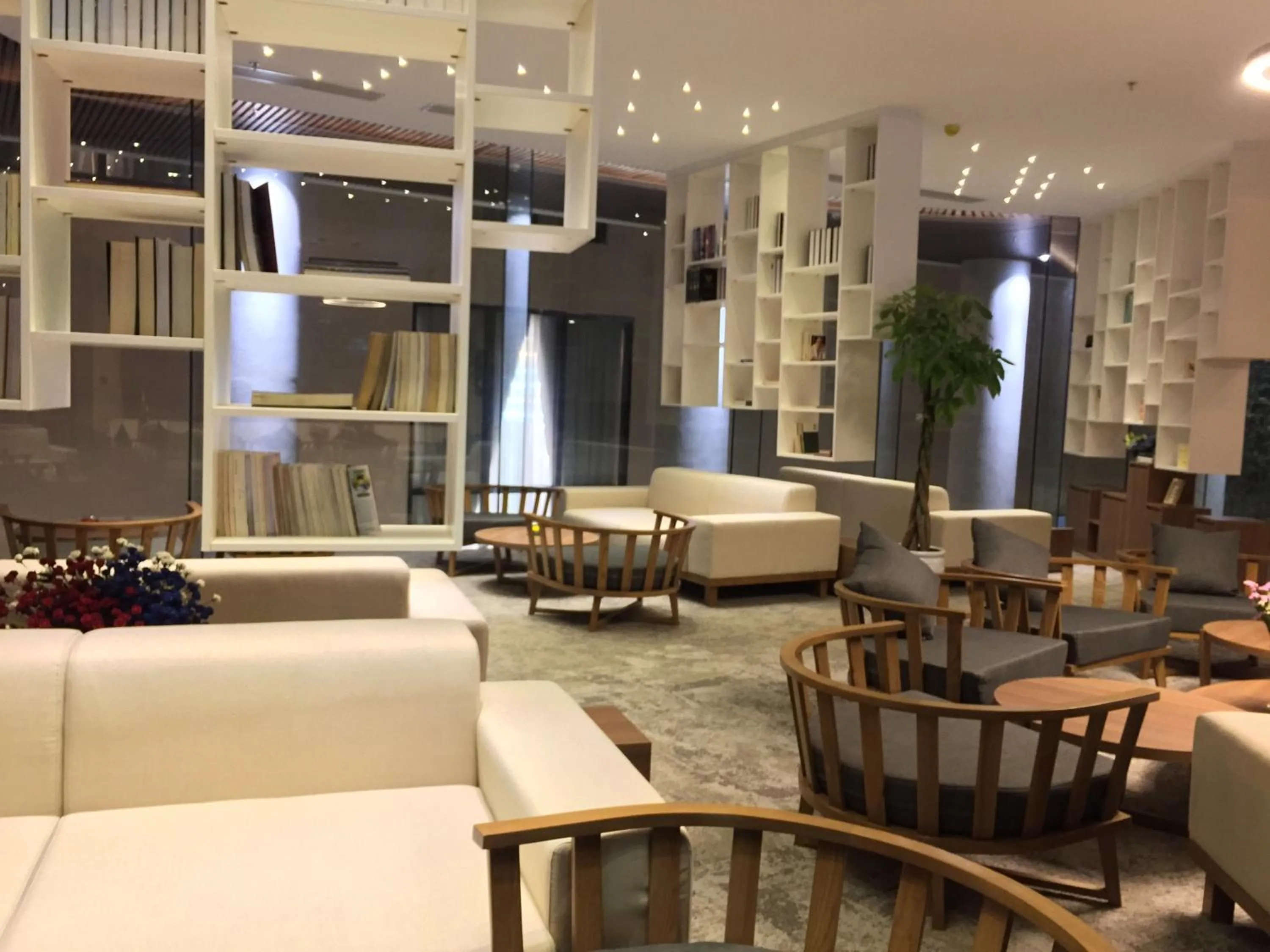 Library in Parosand Da Nang Hotel -Belle Maison Parosand Da Nang Hotel