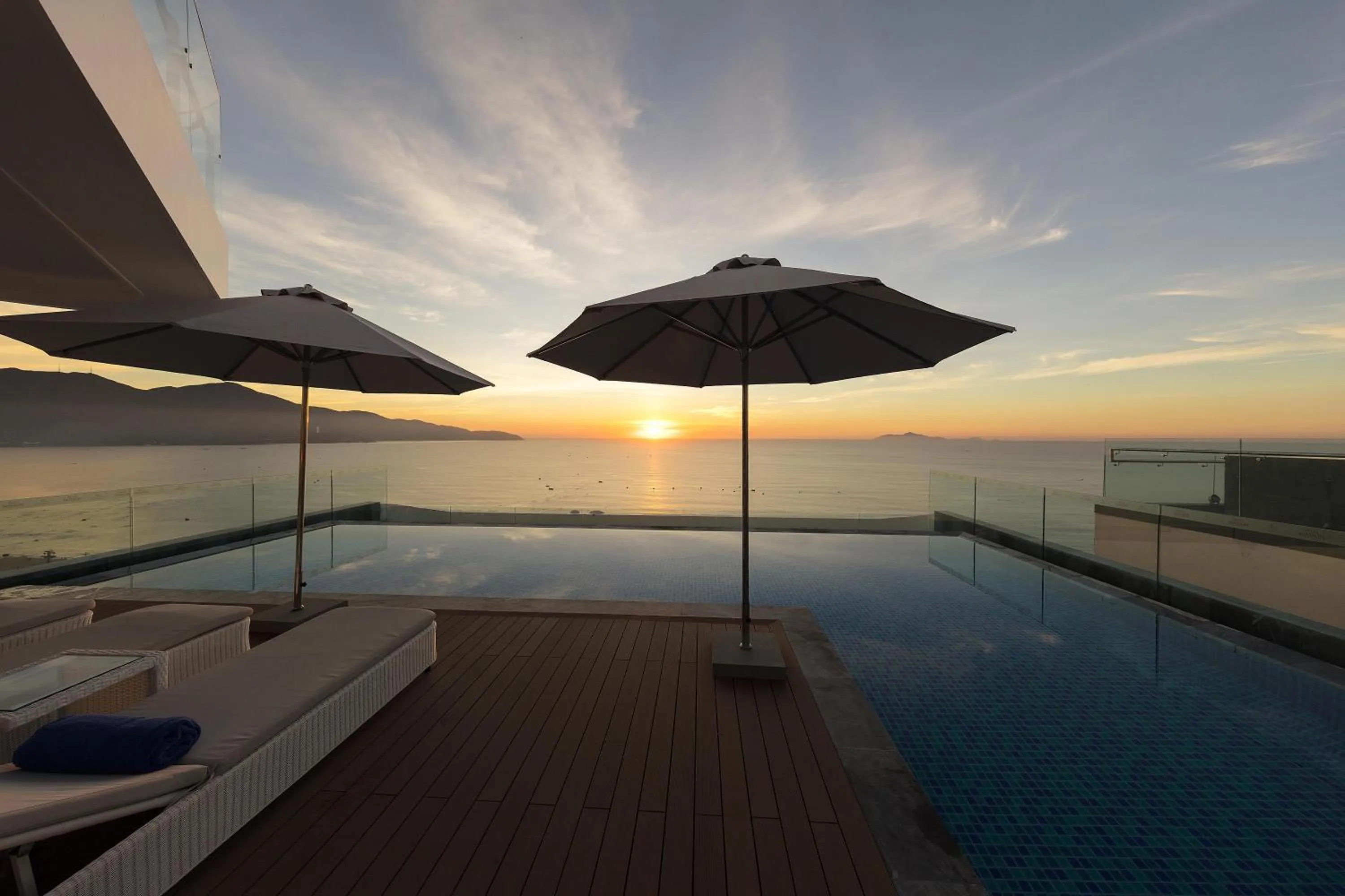 Sunrise in Parosand Da Nang Hotel -Belle Maison Parosand Da Nang Hotel