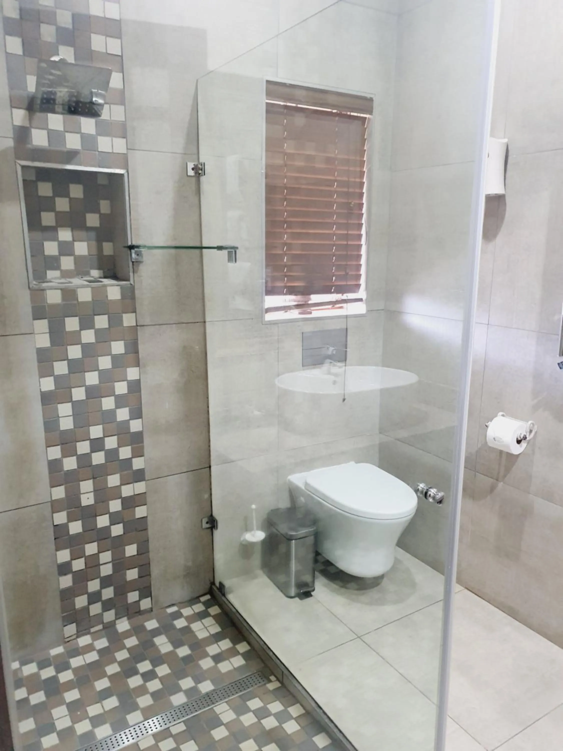 Shower in Fairview Hotels,Spa & Golf Resort
