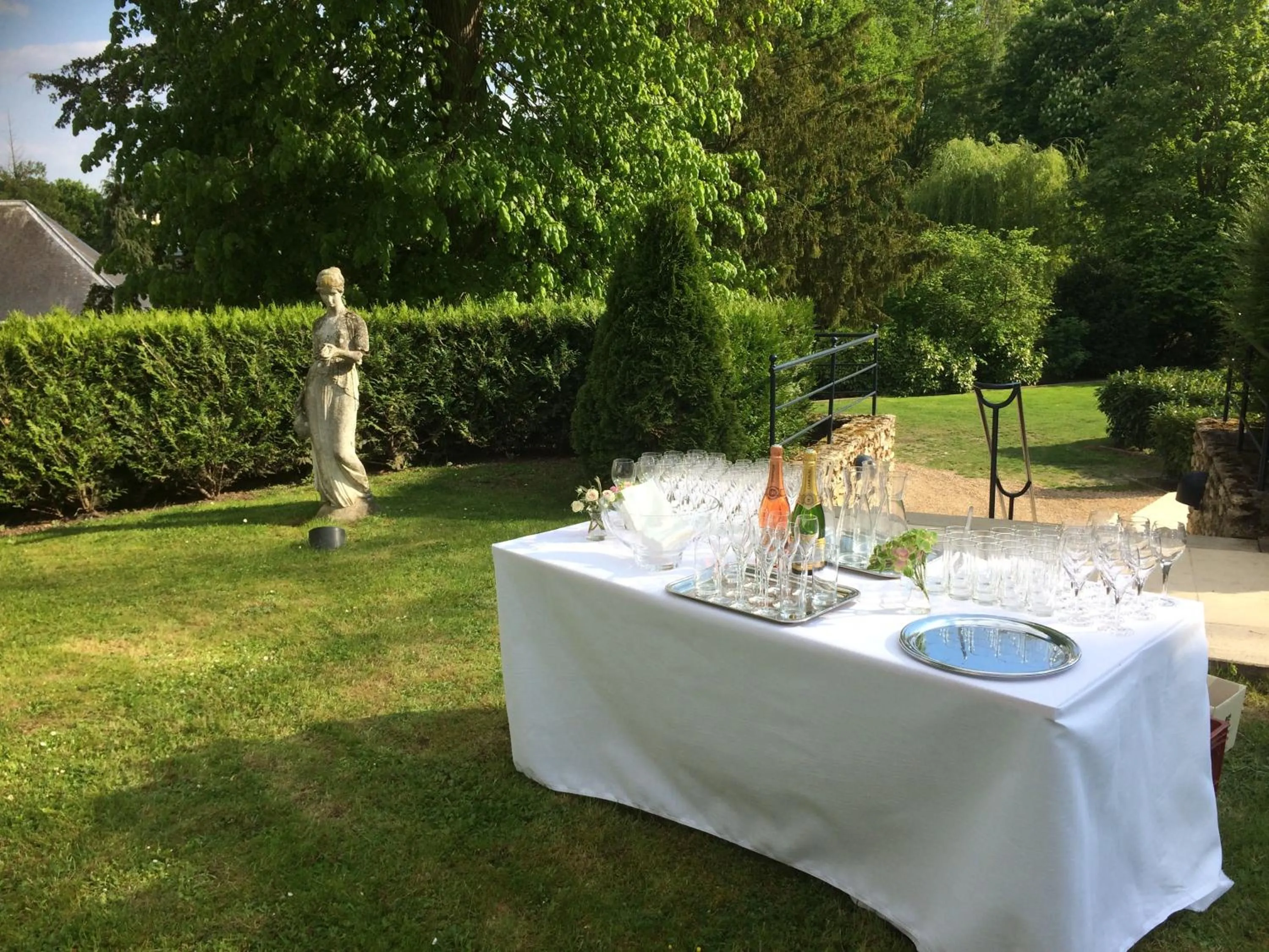 Garden in Hôtel Saint-Laurent, The Originals Relais