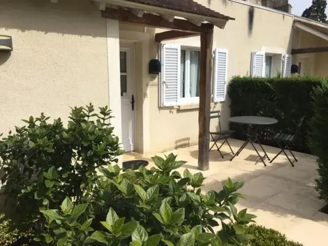 Double Room with Terrace in Hôtel Saint-Laurent, The Originals Relais Double Room with Terrace in Hôtel Saint-Laurent, The Originals Relais