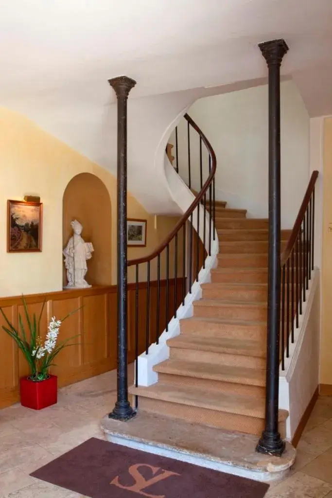 Restaurant/places to eat in Hôtel Saint-Laurent, The Originals Relais Restaurant/places to eat in Hôtel Saint-Laurent, The Originals Relais