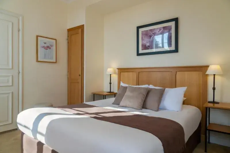 Comfort Room in Hôtel Saint-Laurent, The Originals Relais Comfort Room in Hôtel Saint-Laurent, The Originals Relais