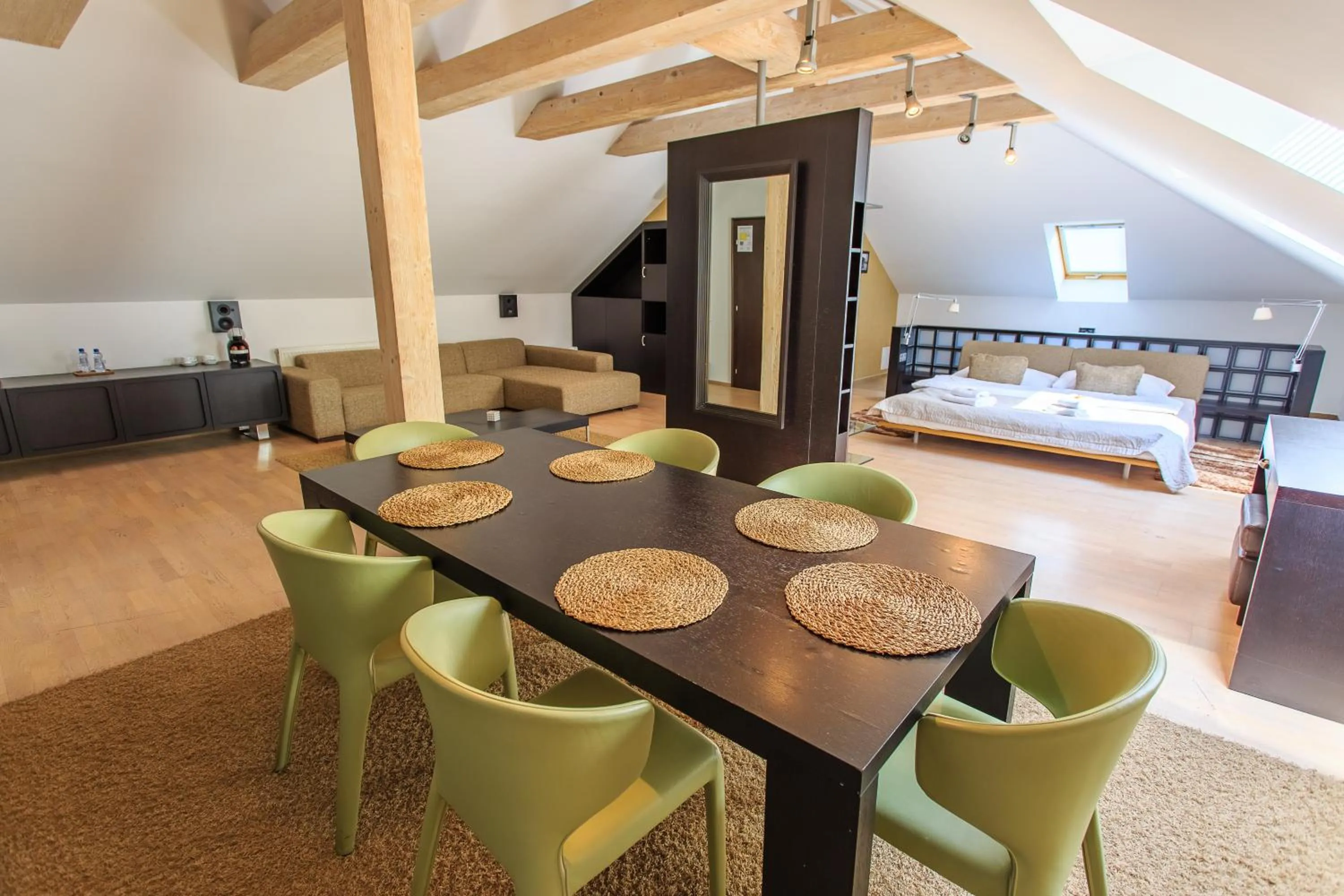 Dining area in Hotel Villa Nečas Žilina