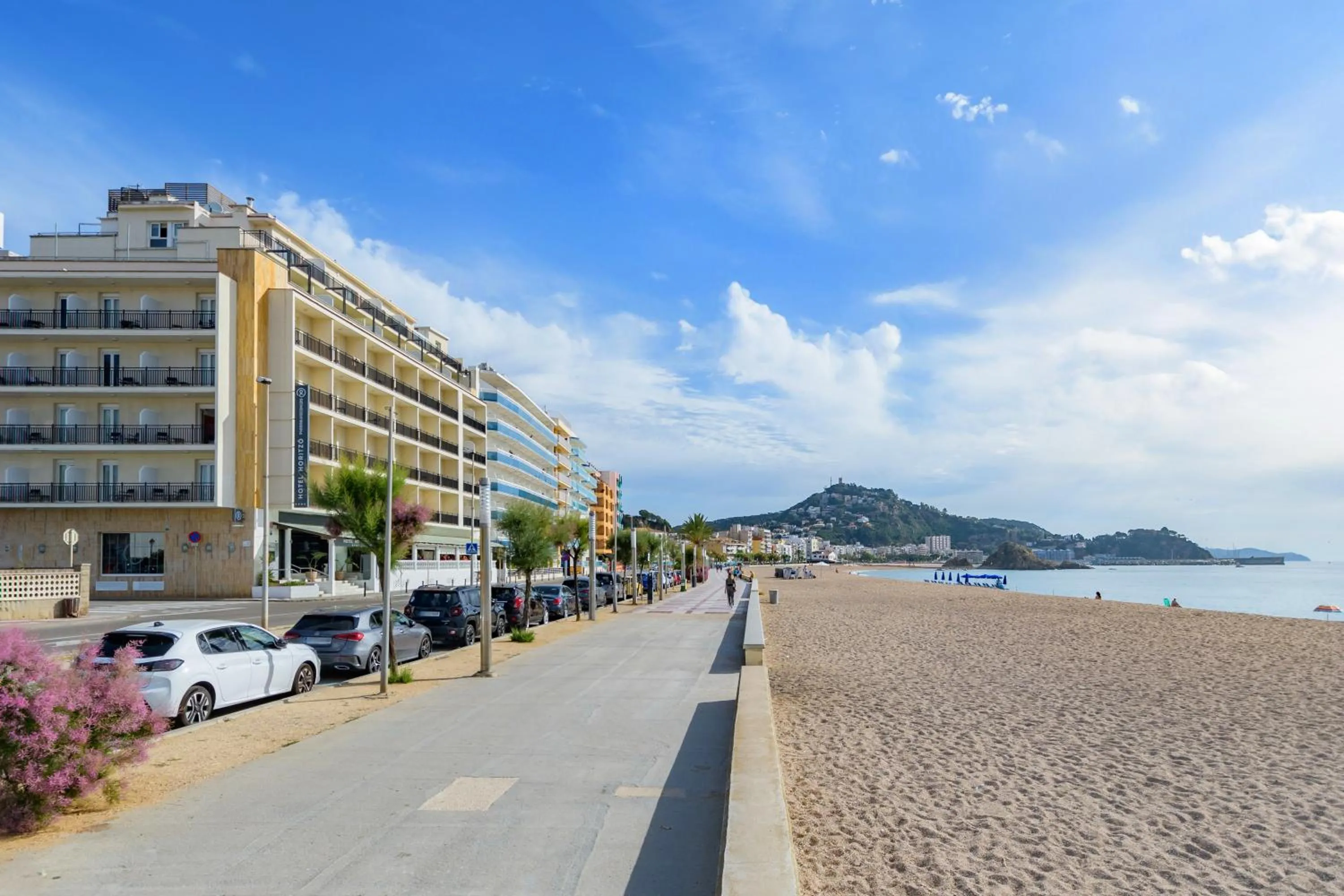 Beach in Hotel Horitzó by Pierre & Vacances