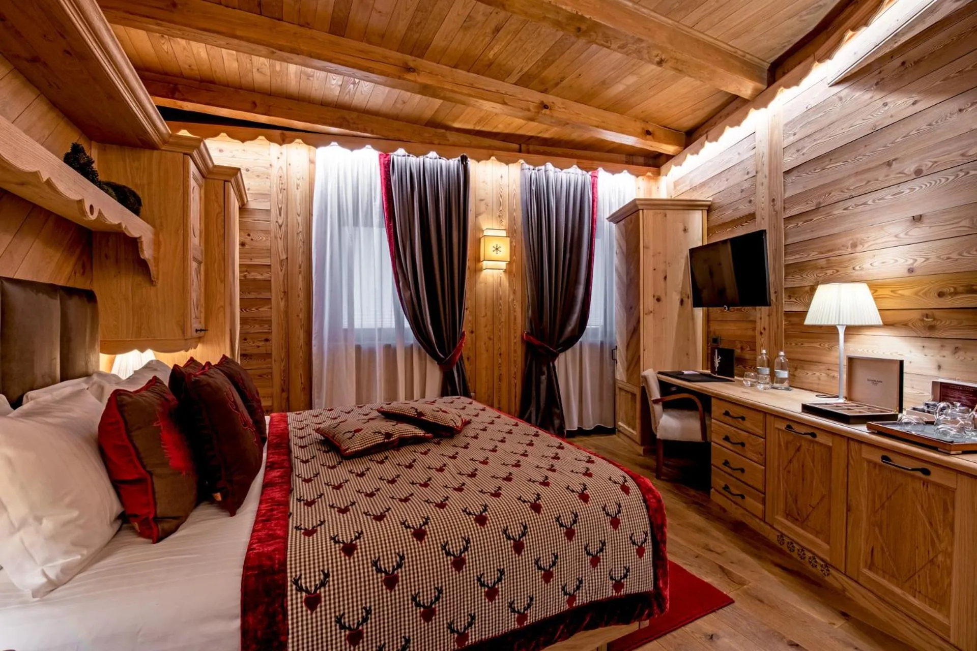 Bed in Fiocco di Neve Relais & SPA