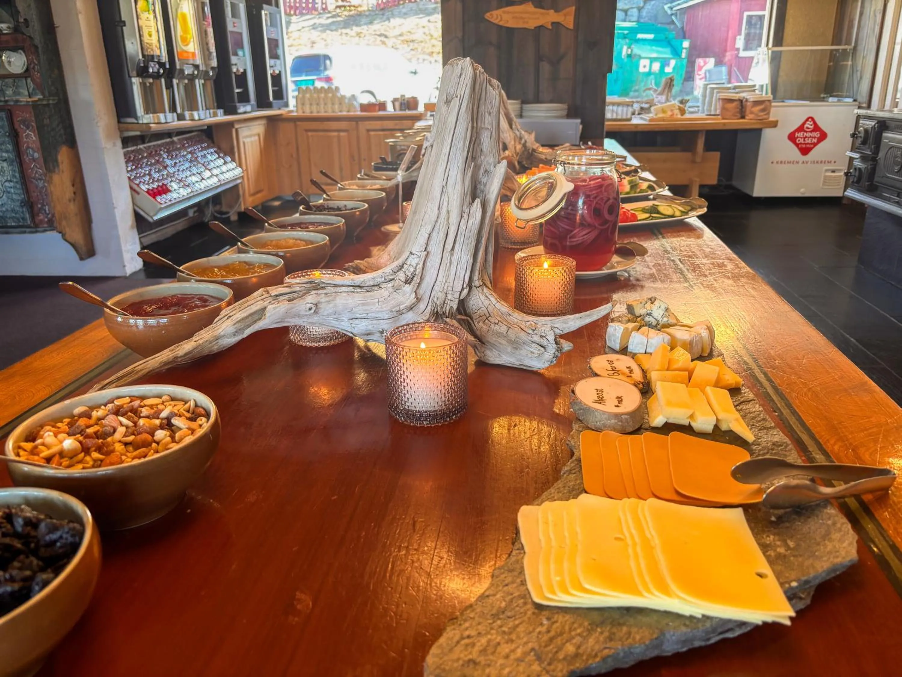 Buffet breakfast in Lia Fjellhotell