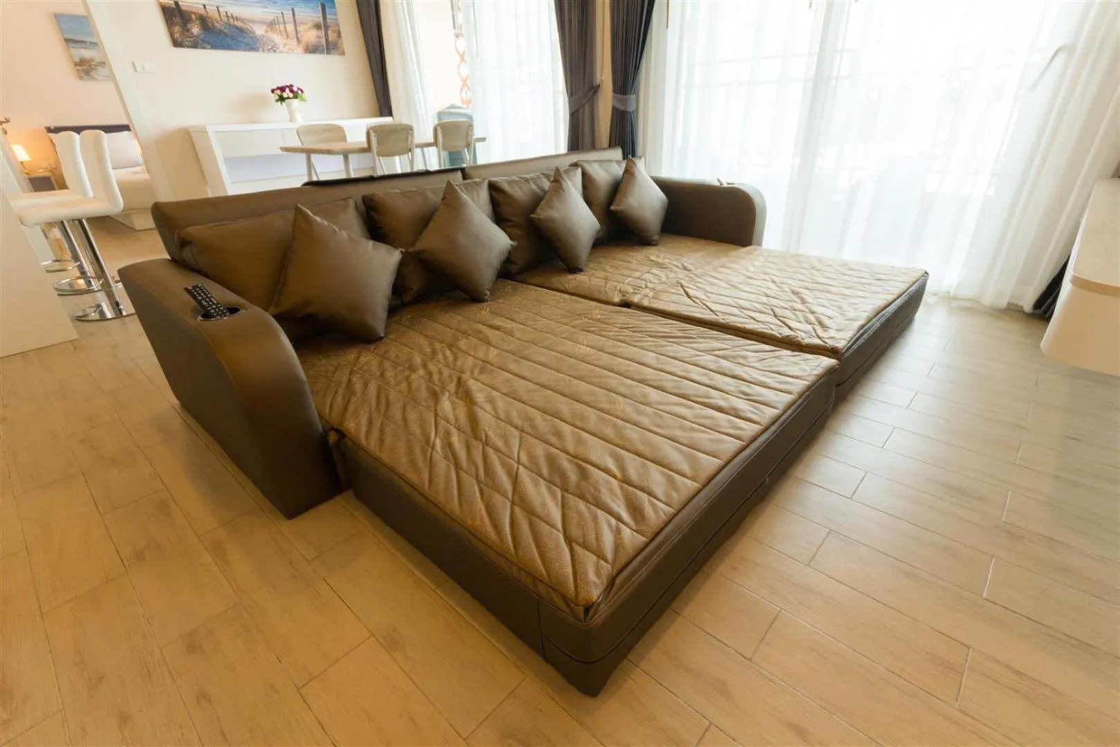 Bed in Seven Seas Resort Pattaya & Sofa bed