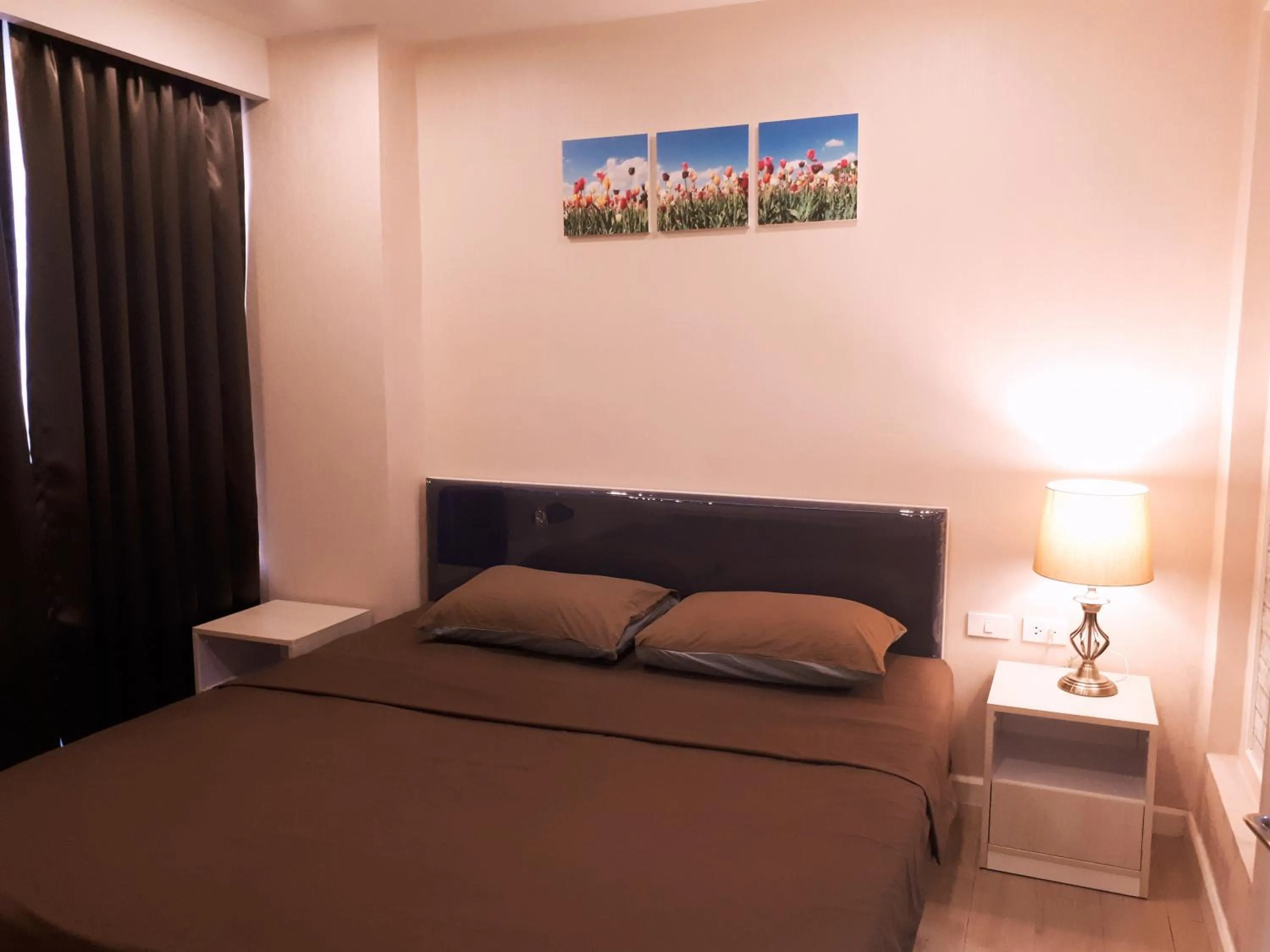 Bed in Seven Seas Resort Pattaya & Sofa bed