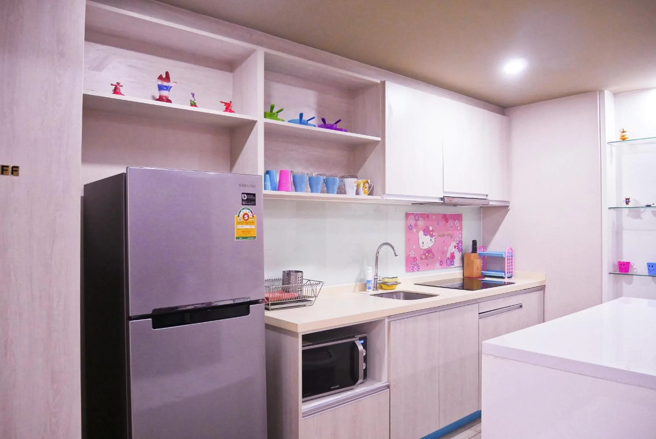 Seven Seas Resort Pattaya & Sofa bed