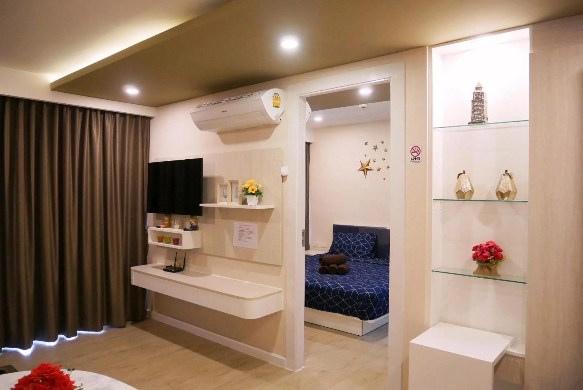 Seven Seas Resort Pattaya & Sofa bed