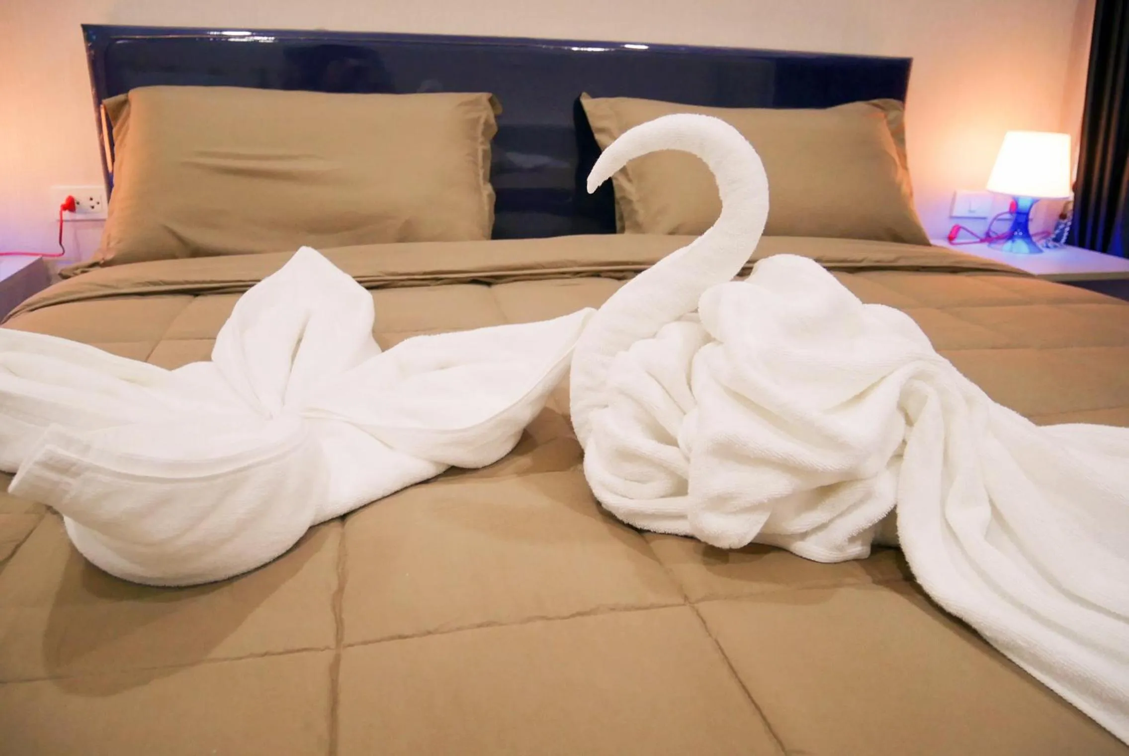 Bed in Seven Seas Resort Pattaya & Sofa bed