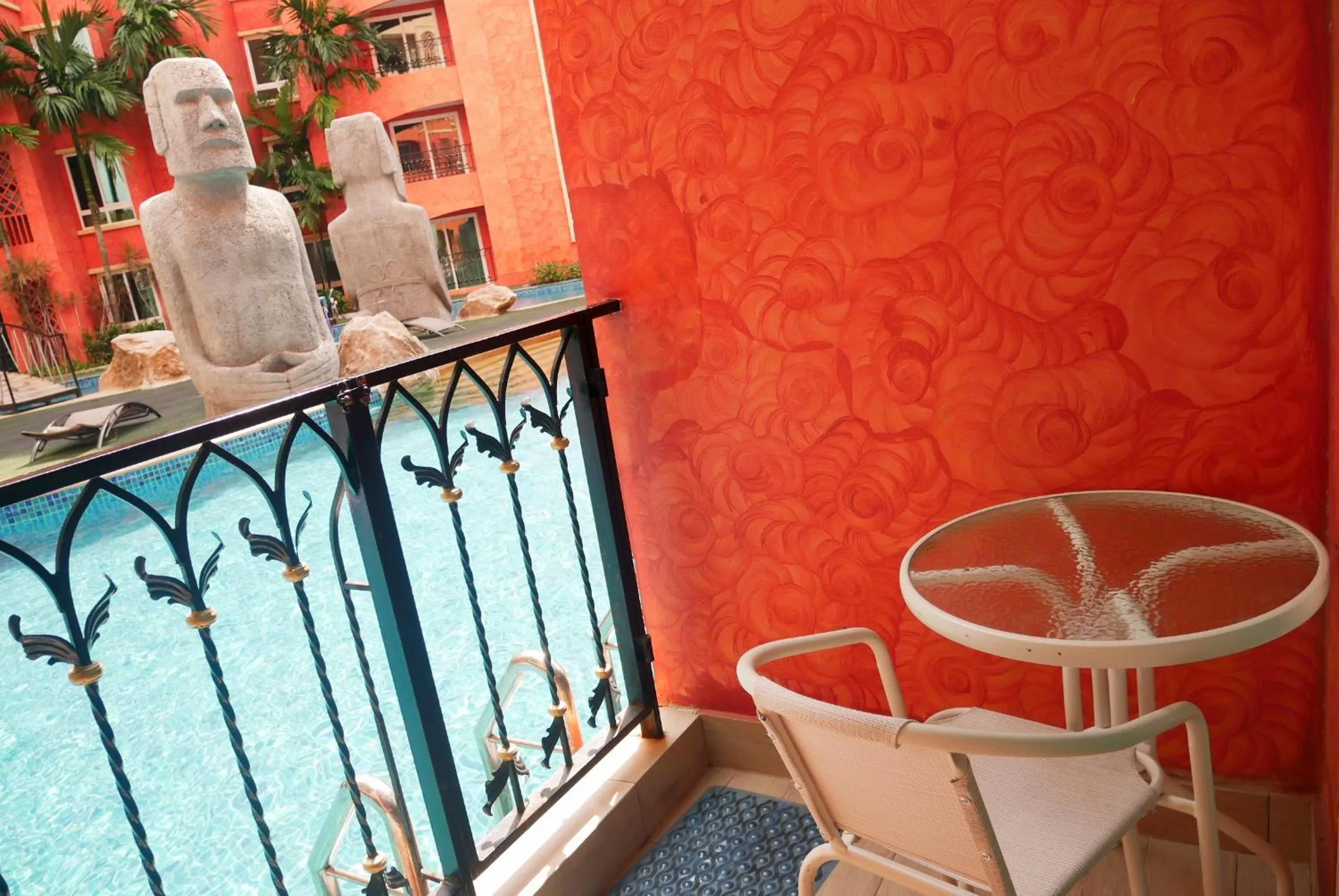 Seven Seas Resort Pattaya & Sofa bed