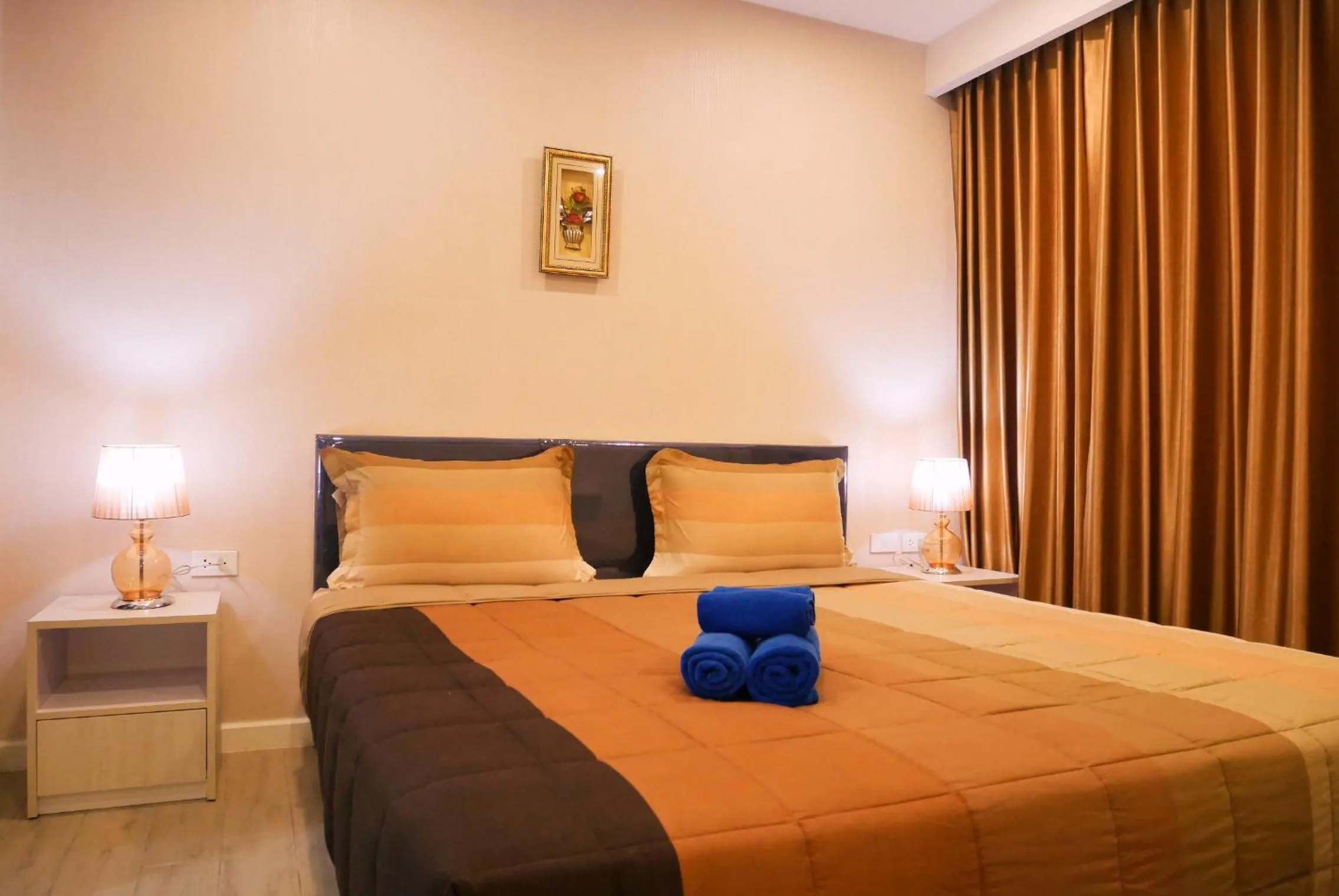 Bed in Seven Seas Resort Pattaya & Sofa bed