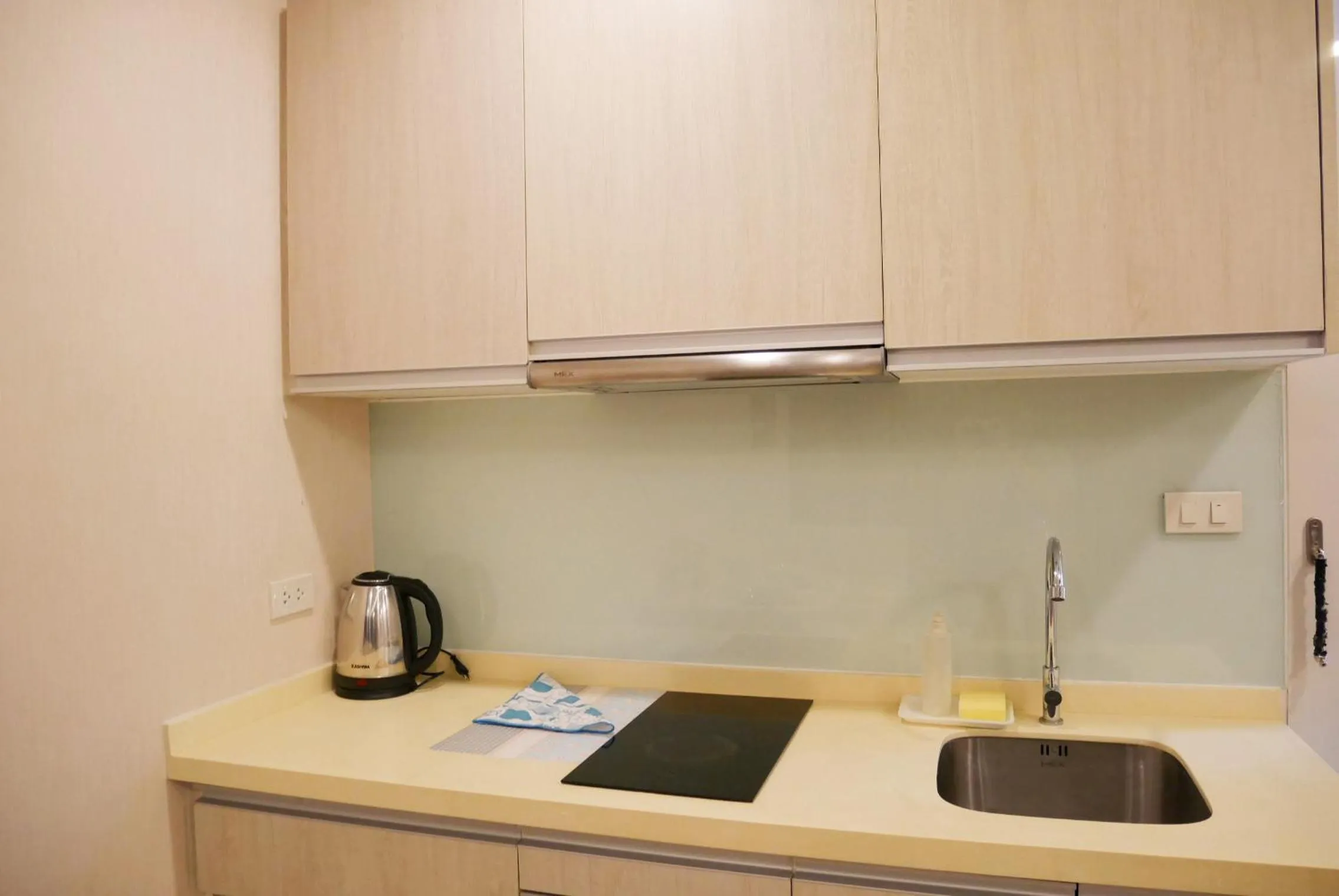 Seven Seas Resort Pattaya & Sofa bed