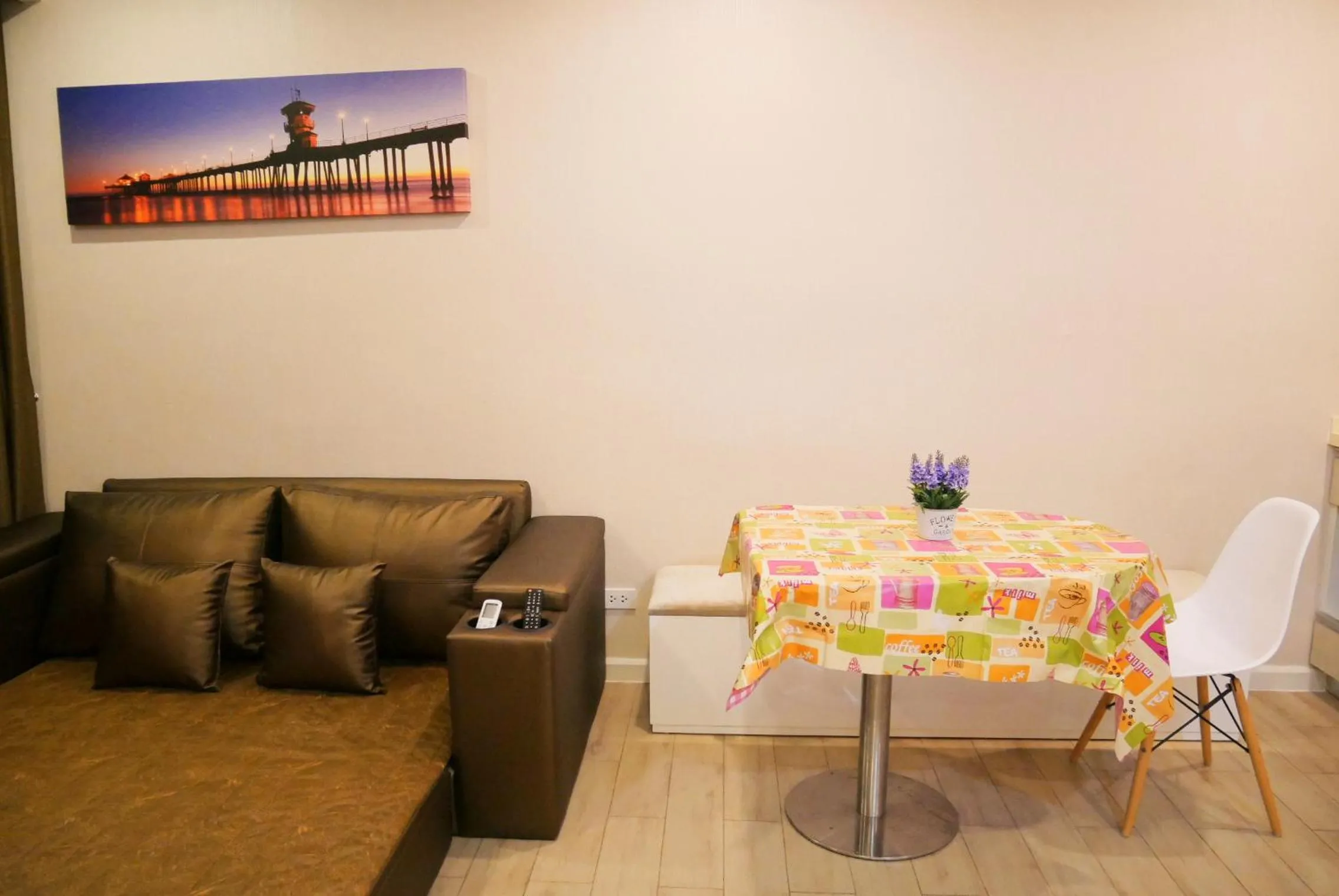 Seven Seas Resort Pattaya & Sofa bed