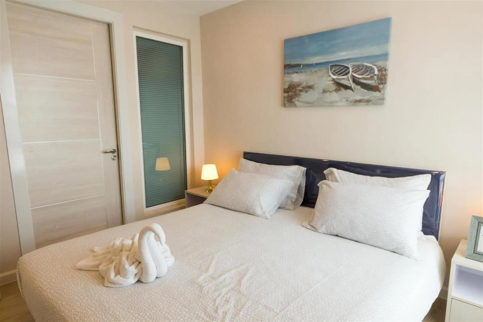 Bed in Seven Seas Resort Pattaya & Sofa bed