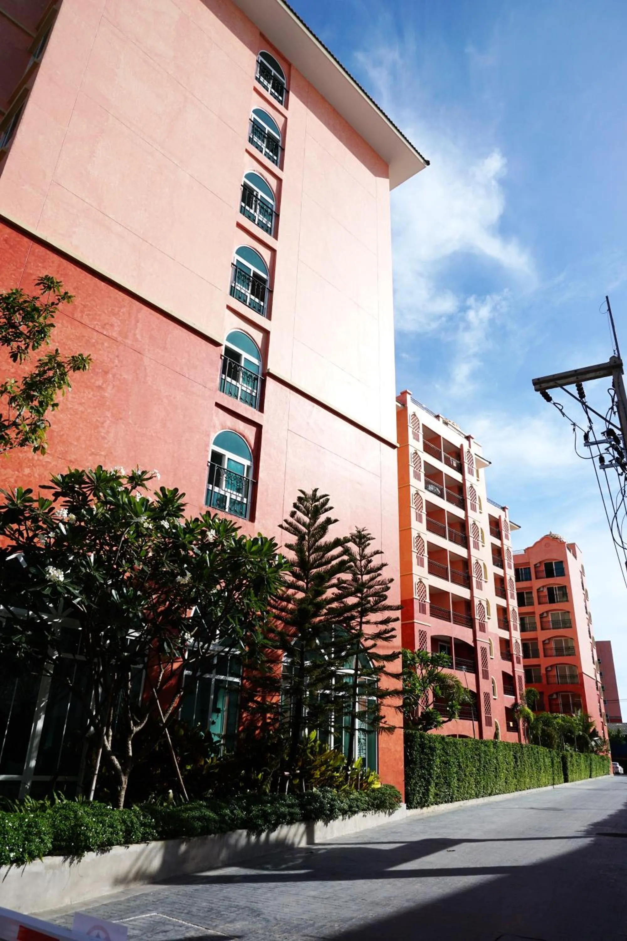 Property building in Seven Seas Resort Pattaya & Sofa bed