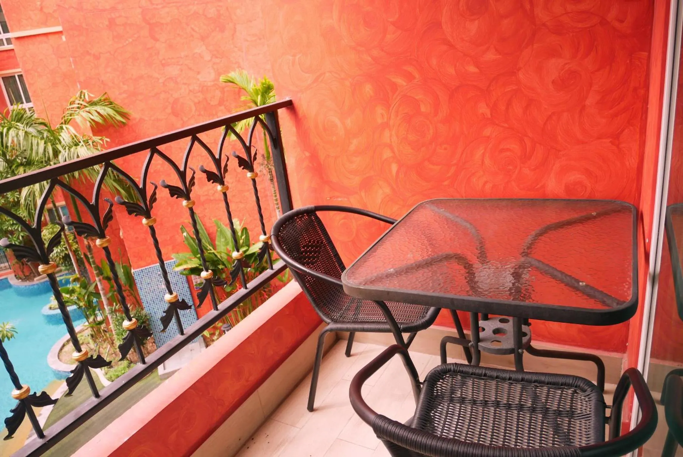 Seven Seas Resort Pattaya & Sofa bed