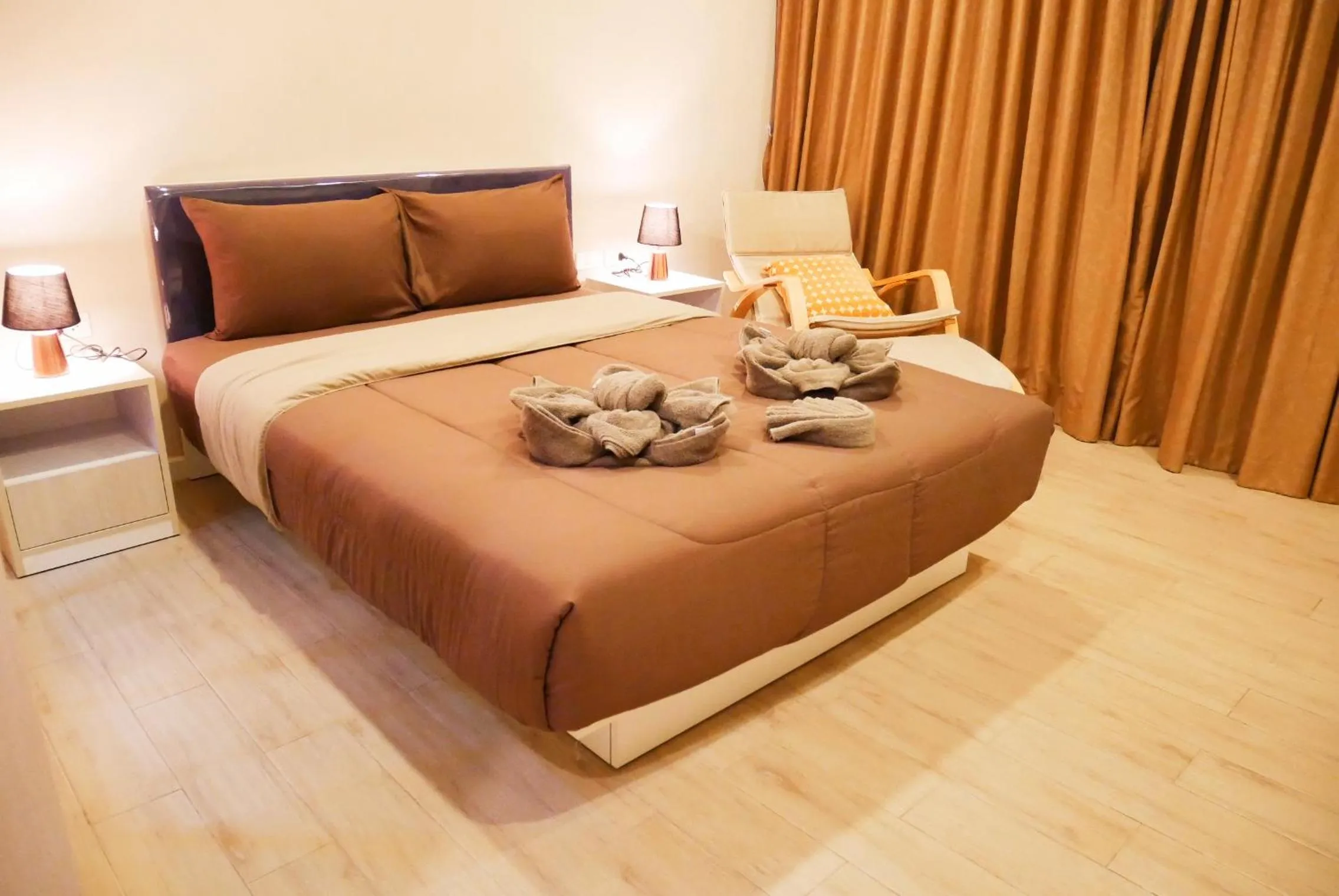 Bed in Seven Seas Resort Pattaya & Sofa bed