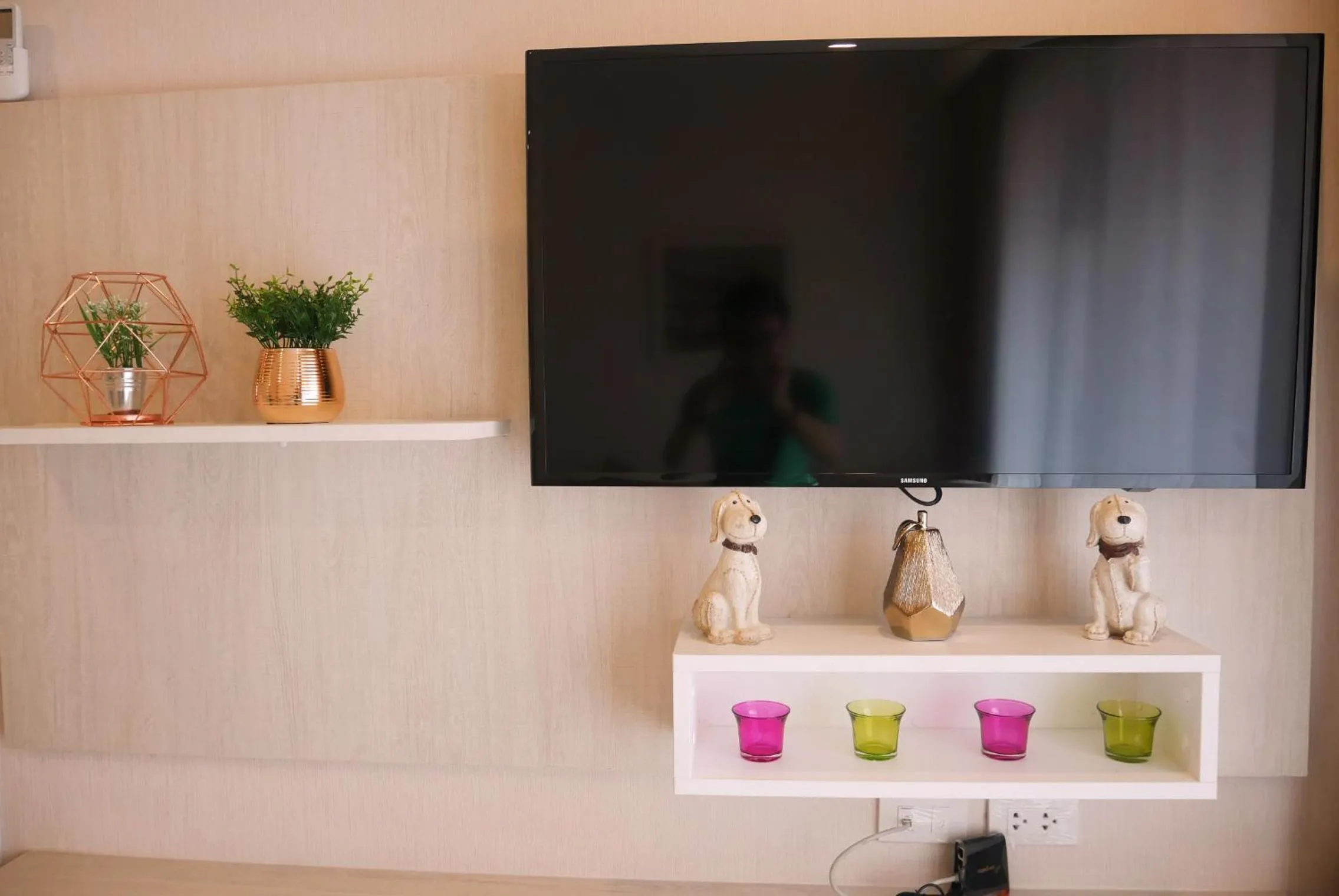 Seven Seas Resort Pattaya & Sofa bed